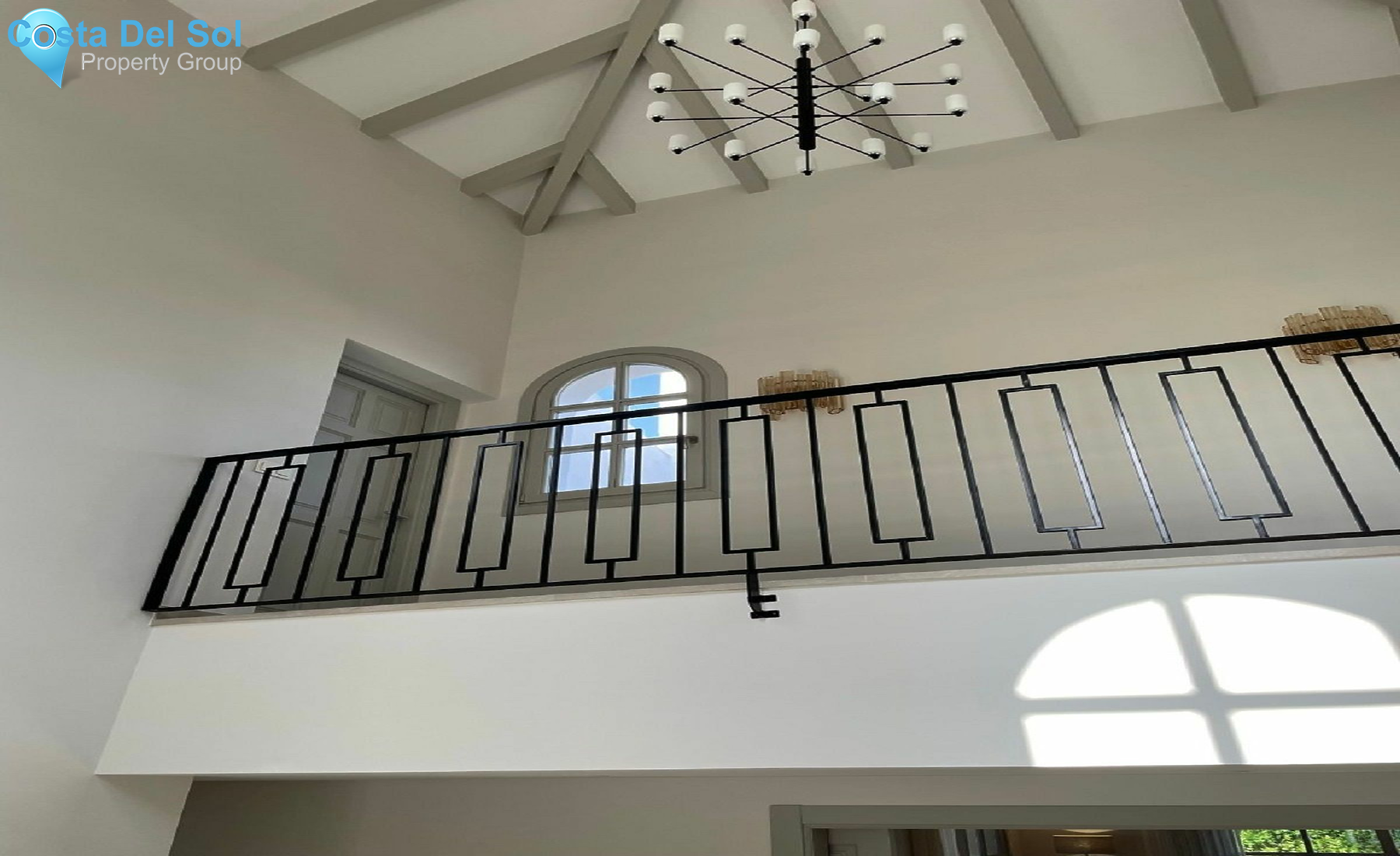 Detached Villa in Nueva Andalucía-1427505