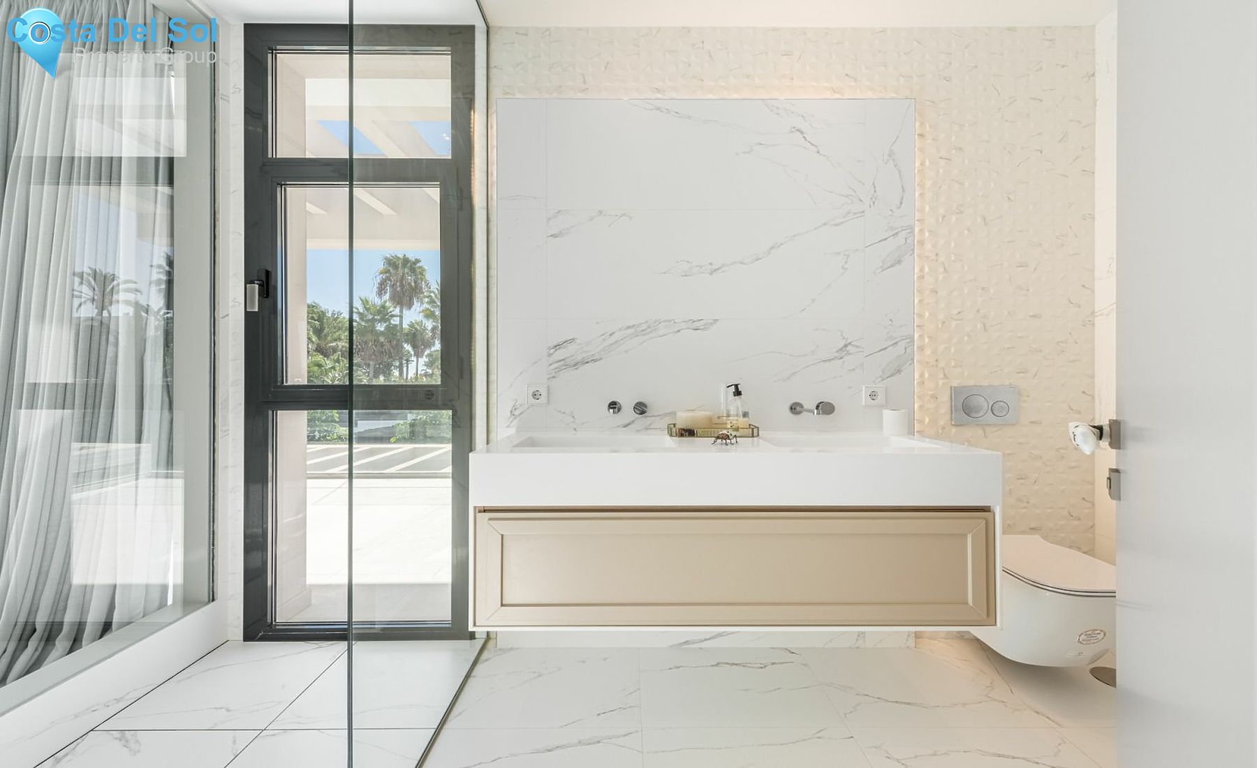 Detached Villa in Nueva Andalucía-1487242