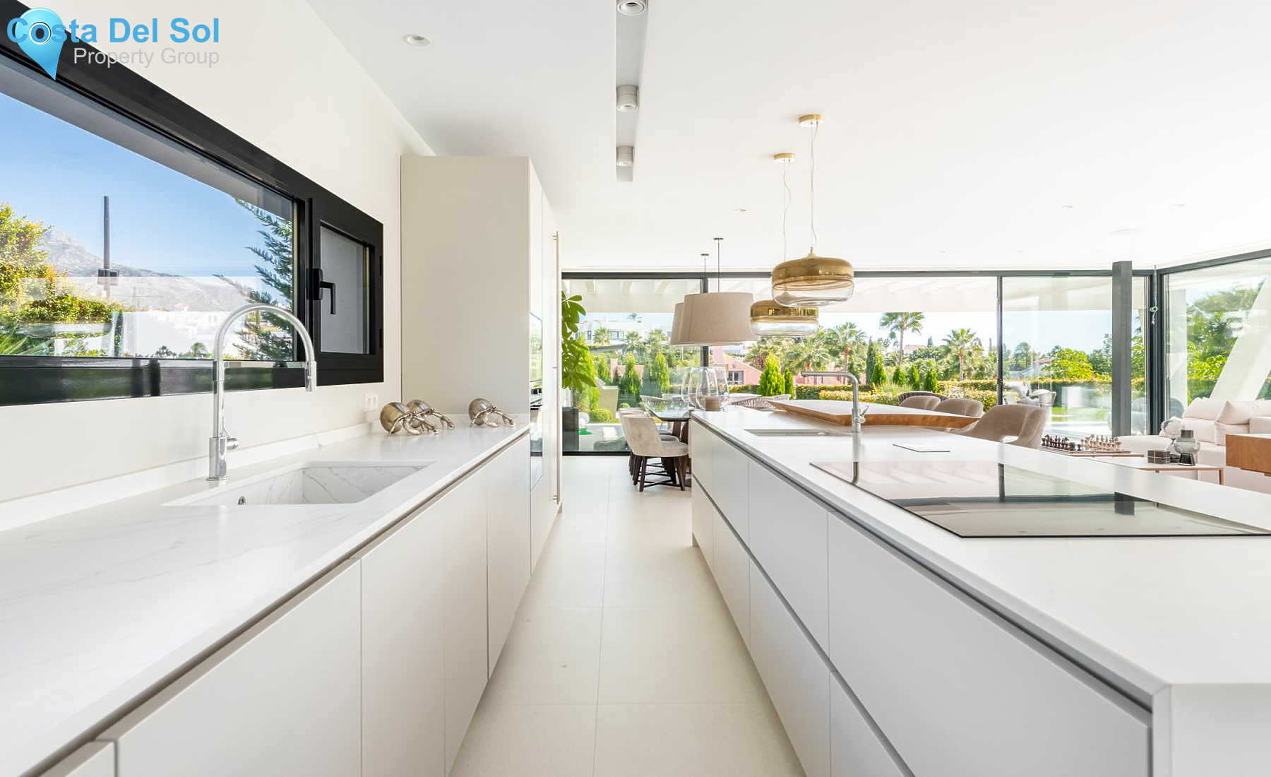 Detached Villa in Nueva Andalucía-1487229