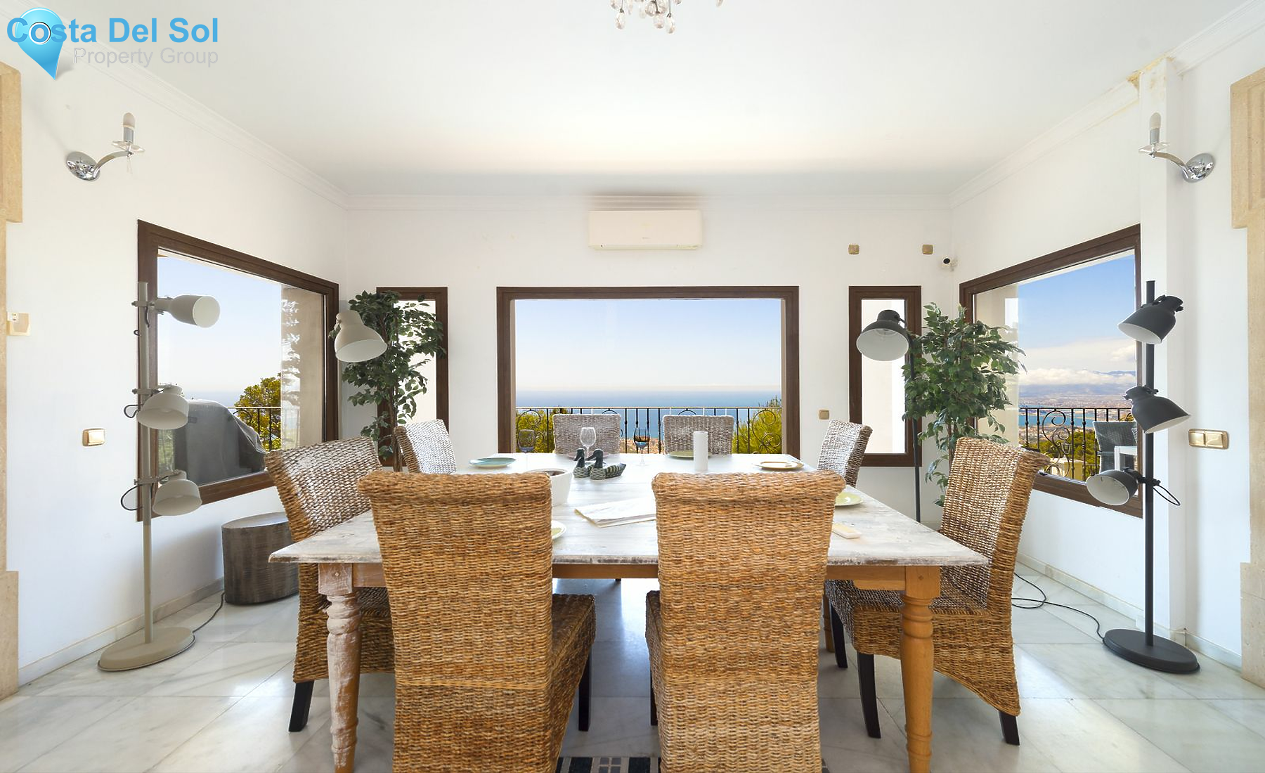 Detached Villa in Pinares de San Antón-1205561