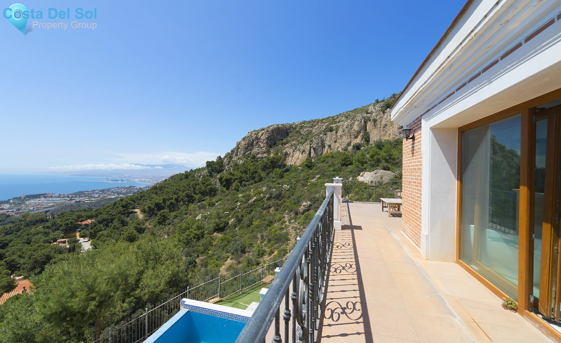 Detached Villa in Pinares de San Antón-1205575