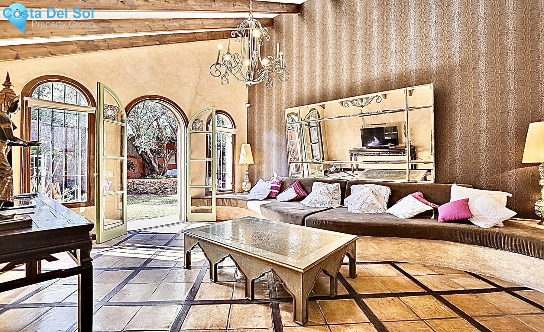 Detached Villa in Puerto Banús-711385