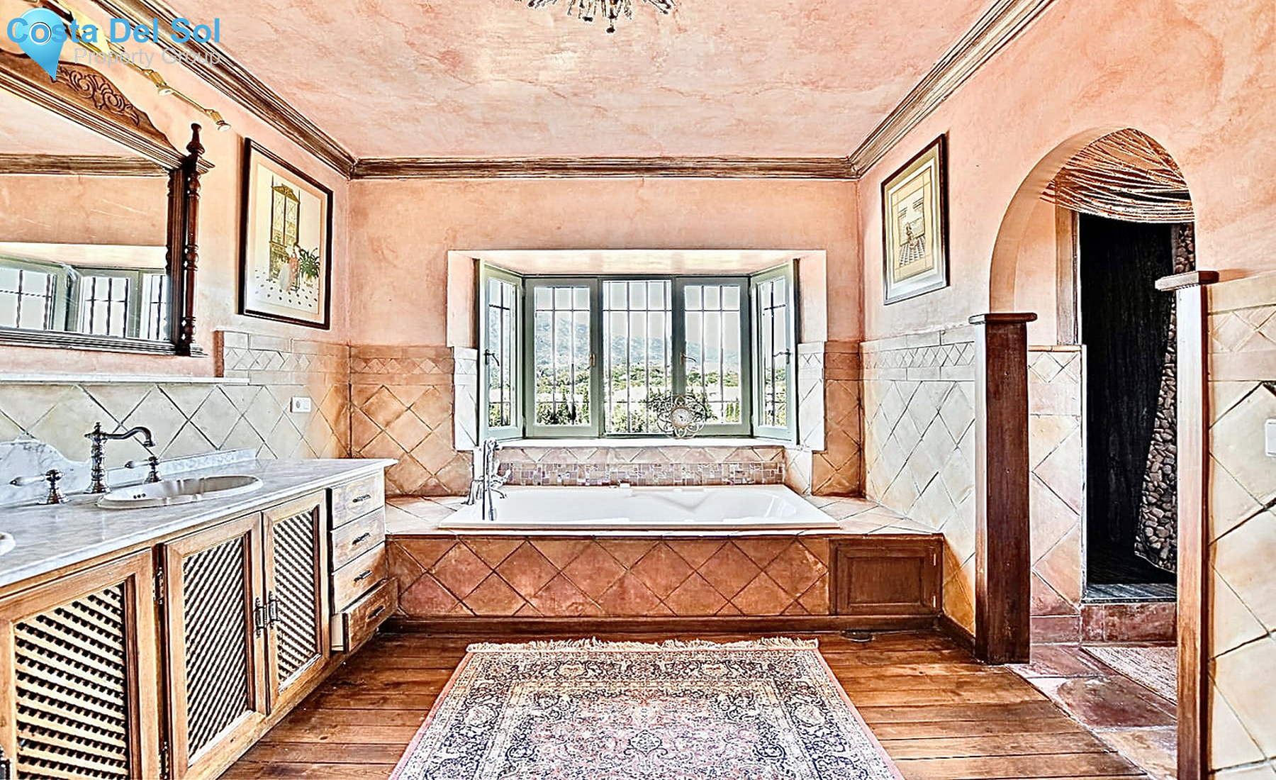 Detached Villa in Puerto Banús-711390