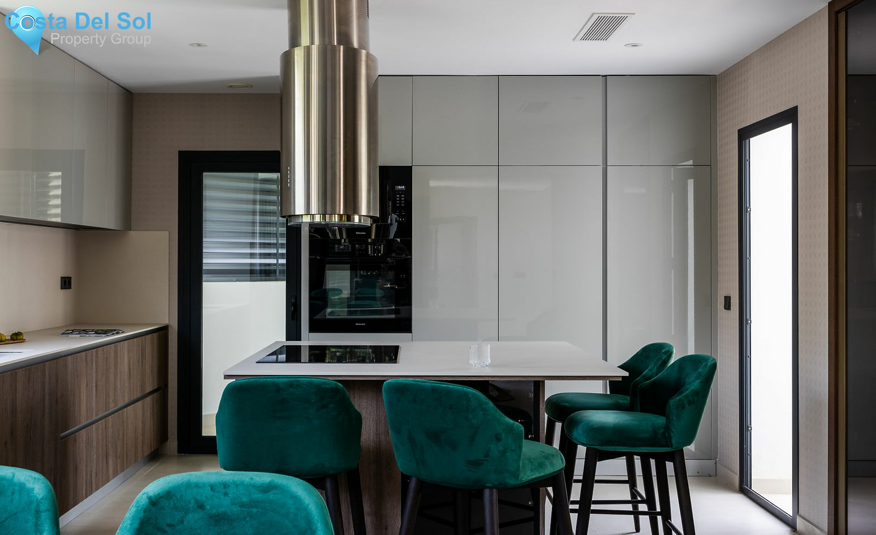 Detached Villa in Puerto Banús-1447460