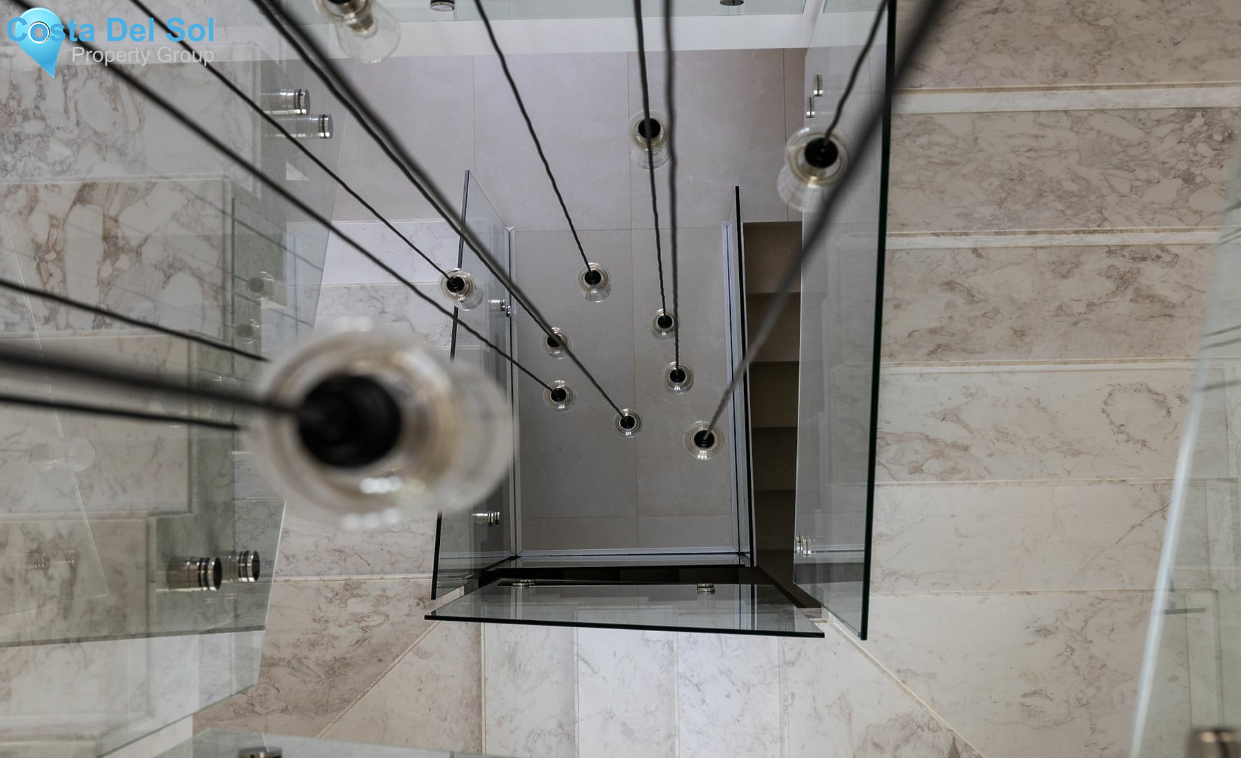 Detached Villa in Puerto Banús-1447464