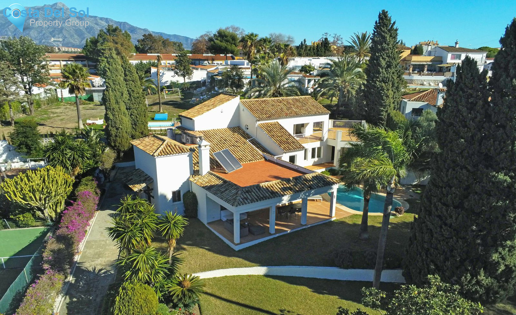 Detached Villa in San Pedro de Alcántara-1153844