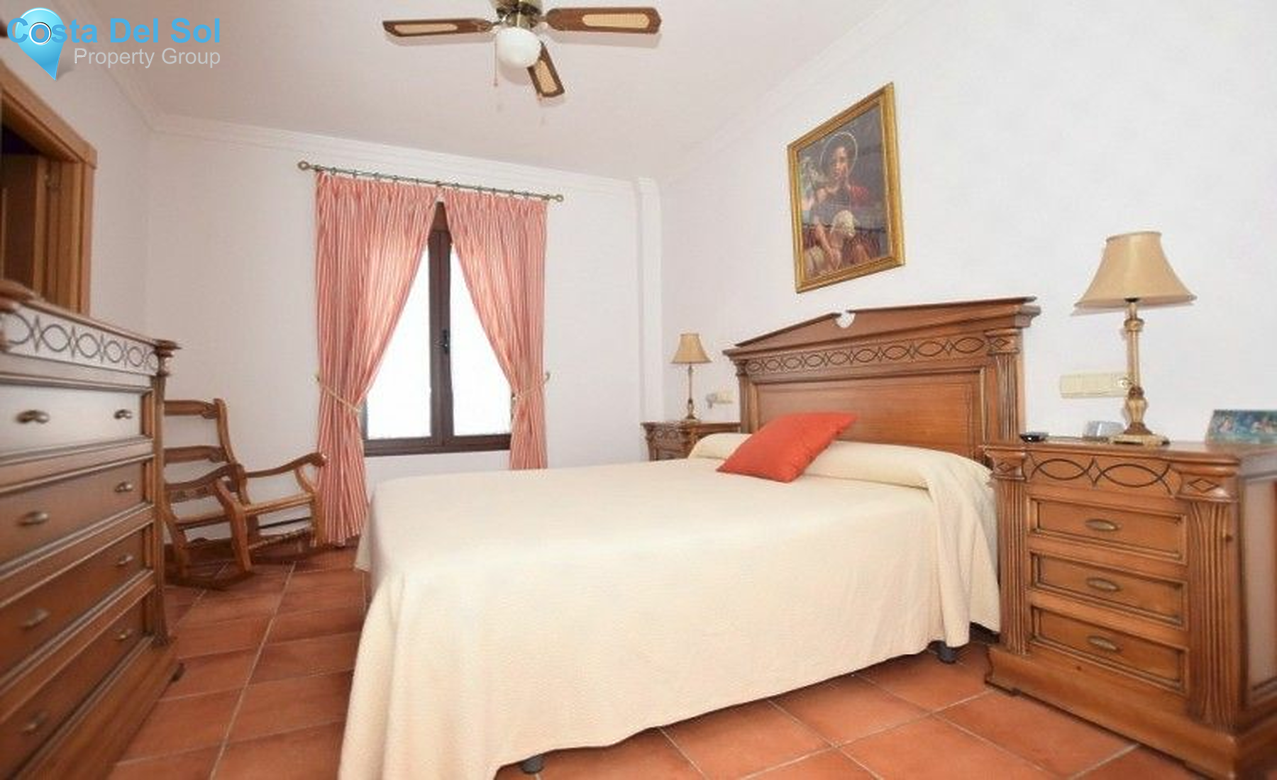Detached Villa in San Pedro de Alcántara-1201258