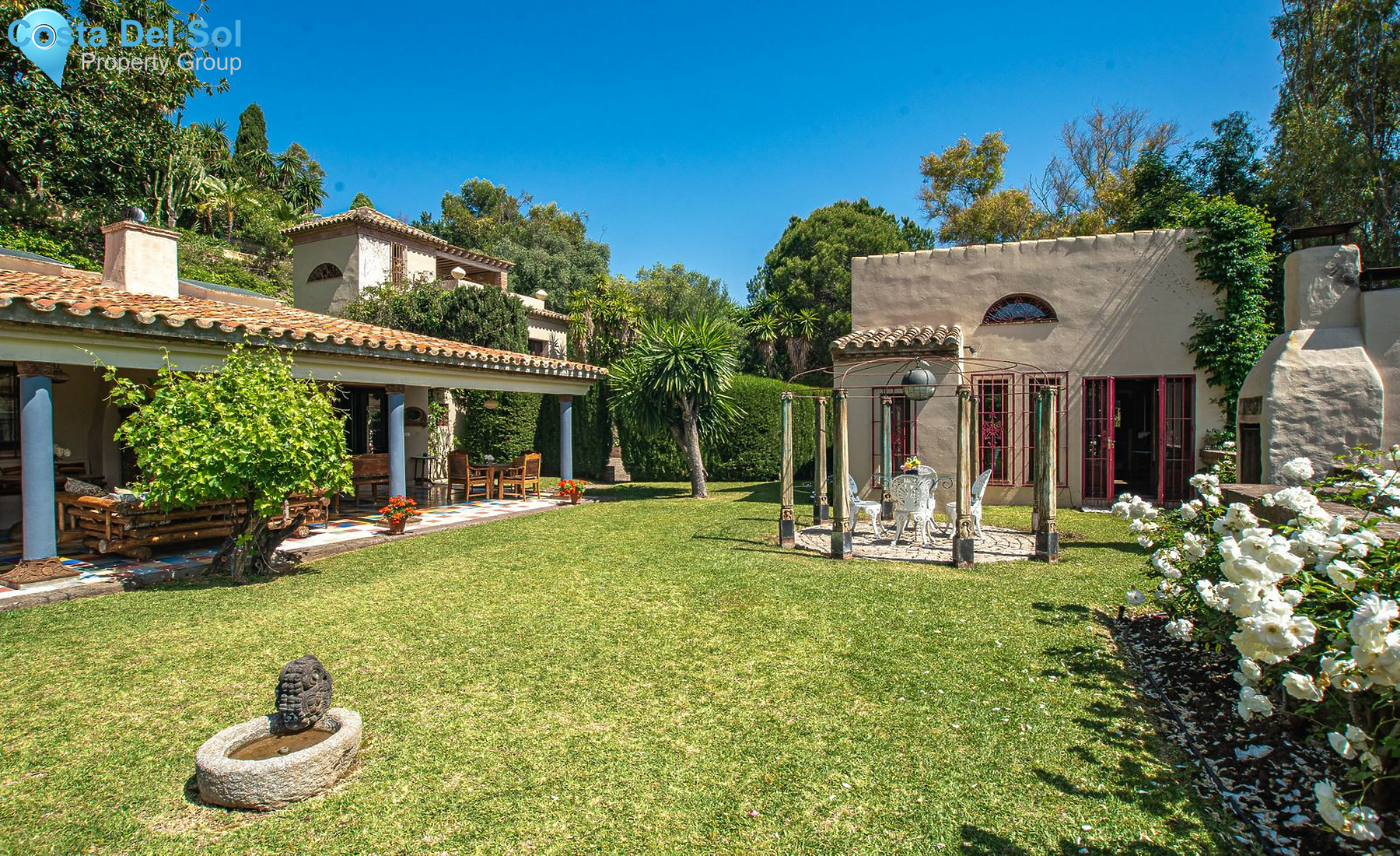 Detached Villa in San Pedro de Alcántara-1421883