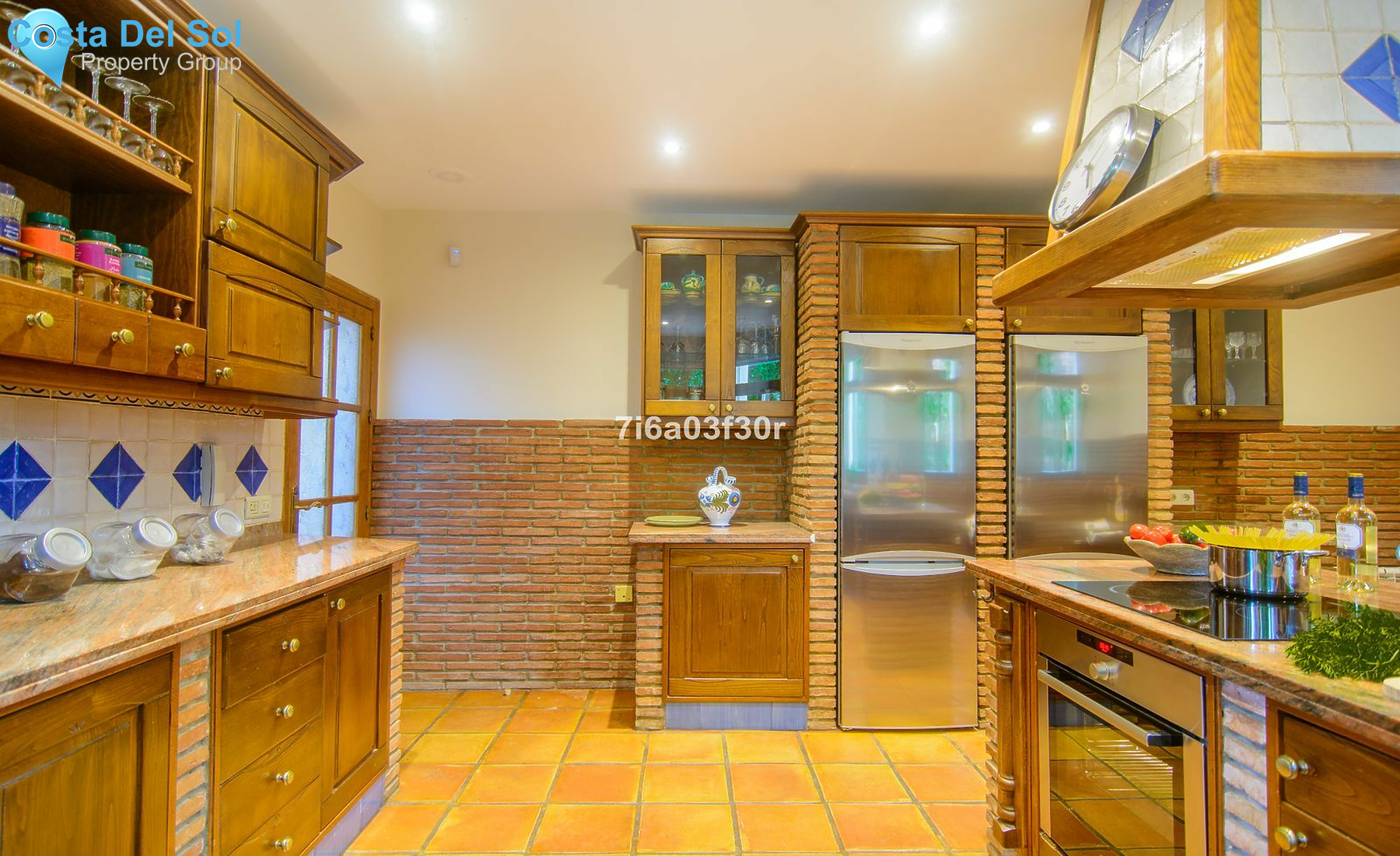 Detached Villa in San Pedro de Alcántara-1513218