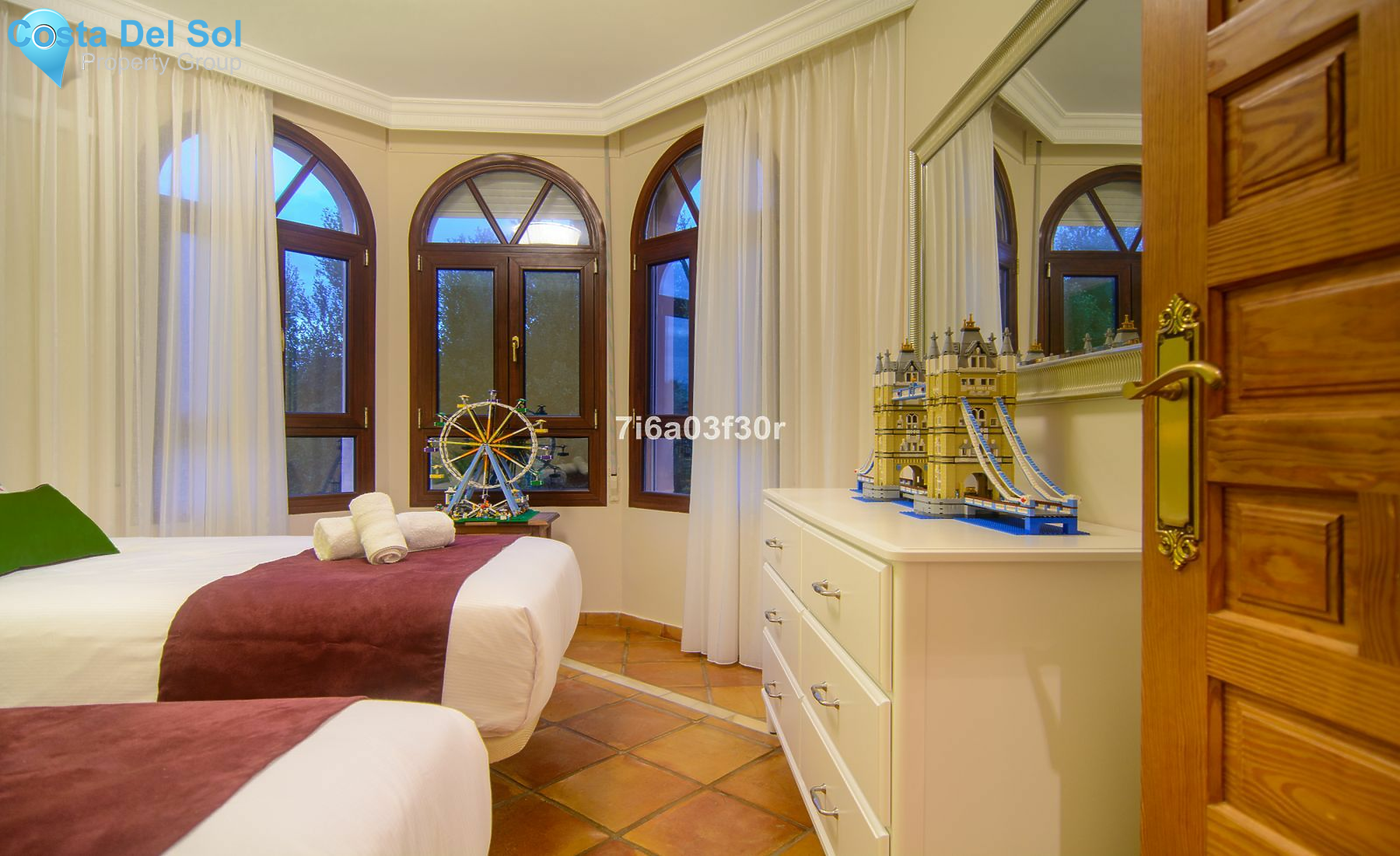 Detached Villa in San Pedro de Alcántara-1513226