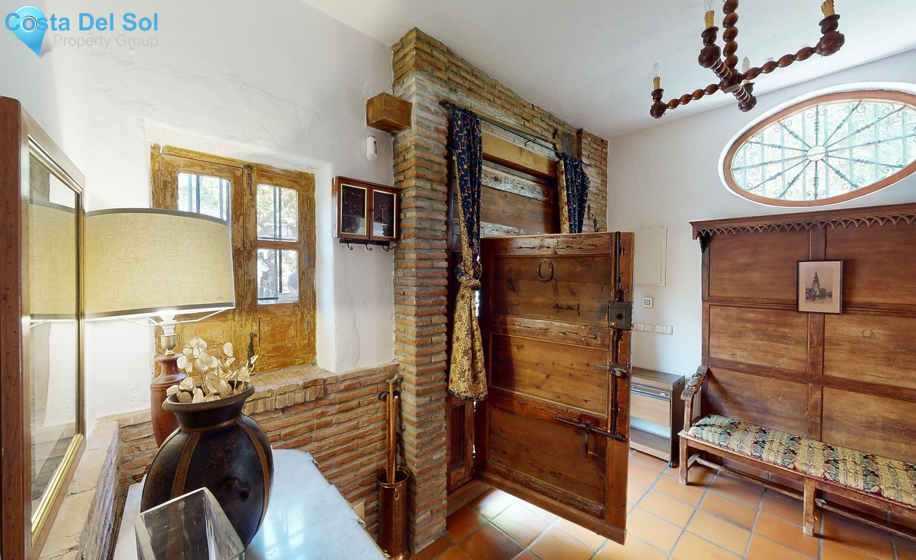 Detached Villa in Sayalonga-1441936