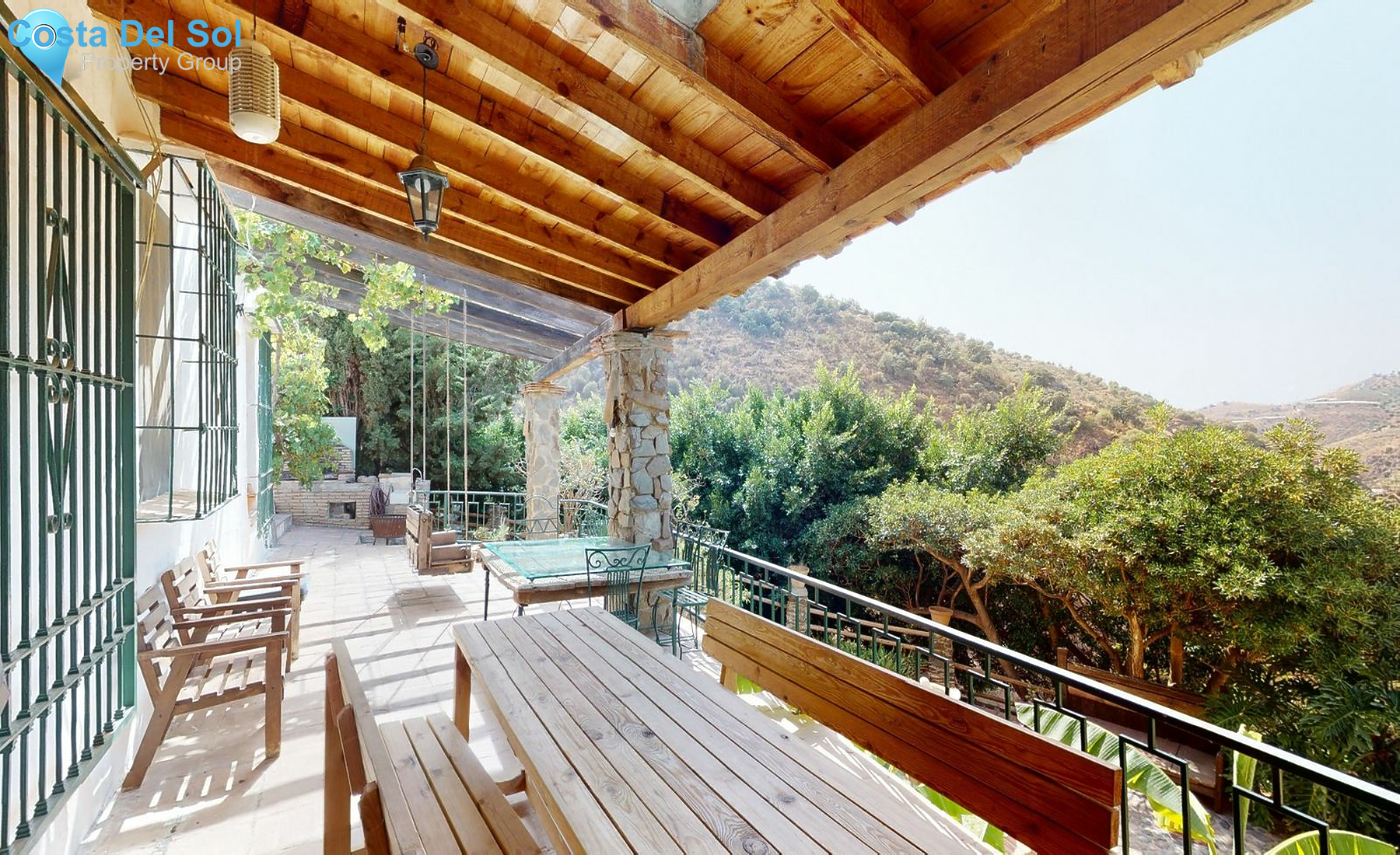 Detached Villa in Sayalonga-1441940