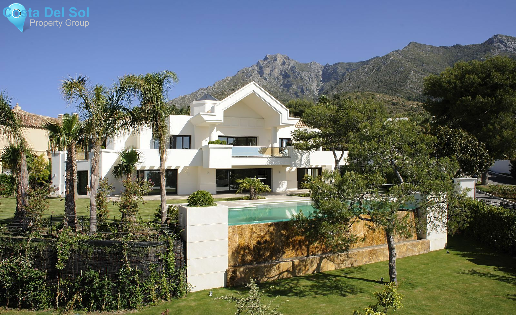 Detached Villa in Sierra Blanca