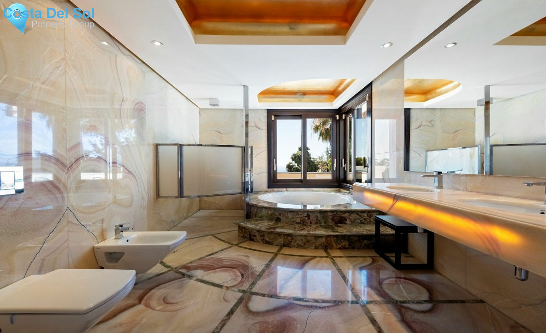 Detached Villa in Sierra Blanca-1512684