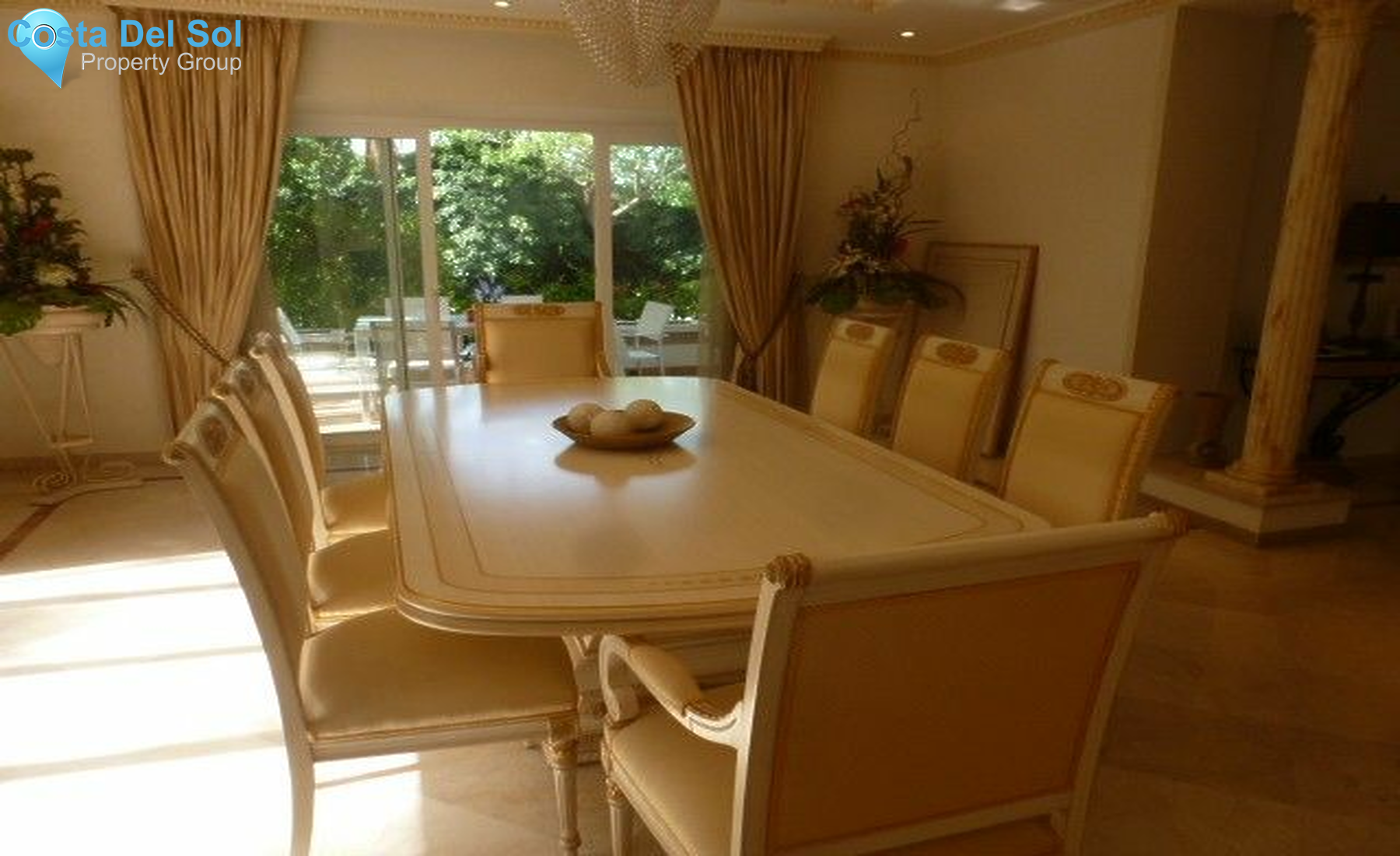 Detached Villa in The Golden Mile-1161687