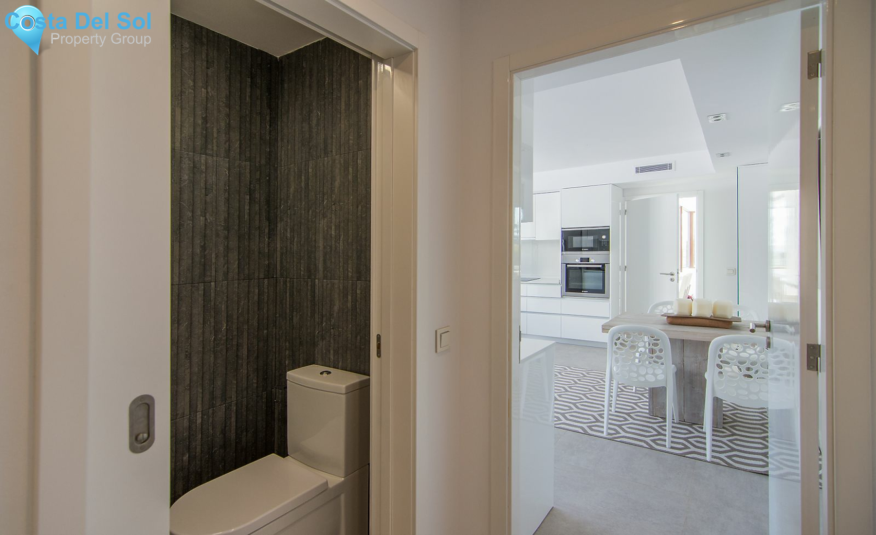 Detached Villa in The Golden Mile-1203299