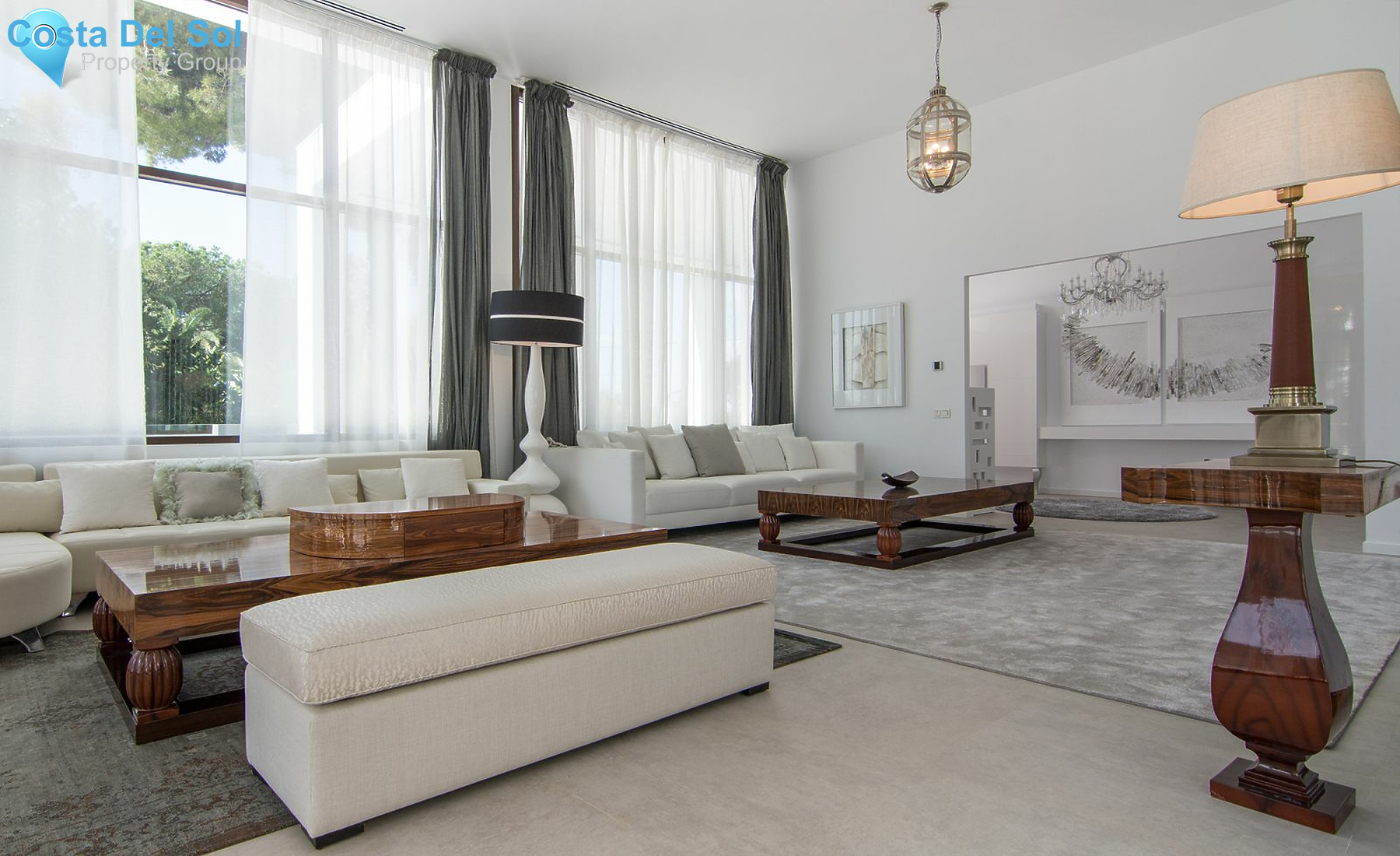 Detached Villa in The Golden Mile-1203290