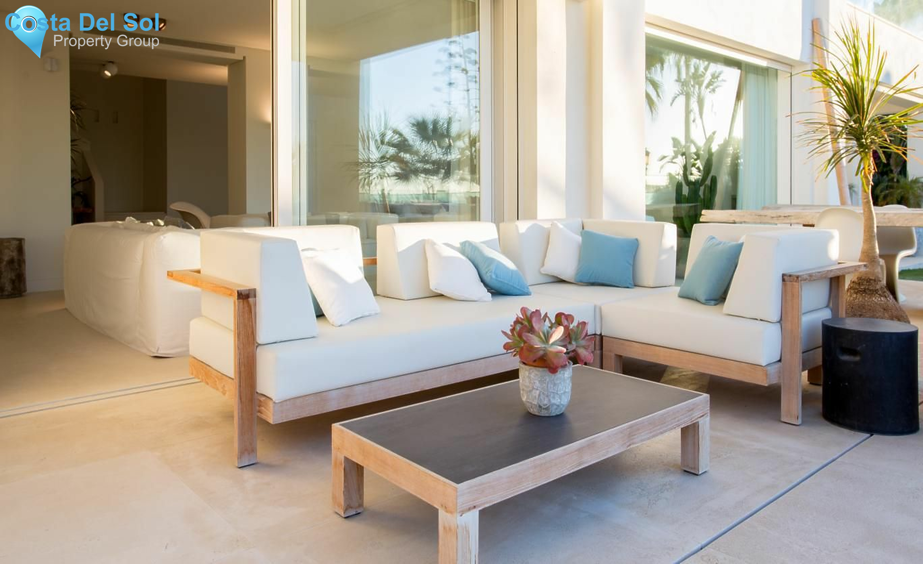 Detached Villa in The Golden Mile-1396528