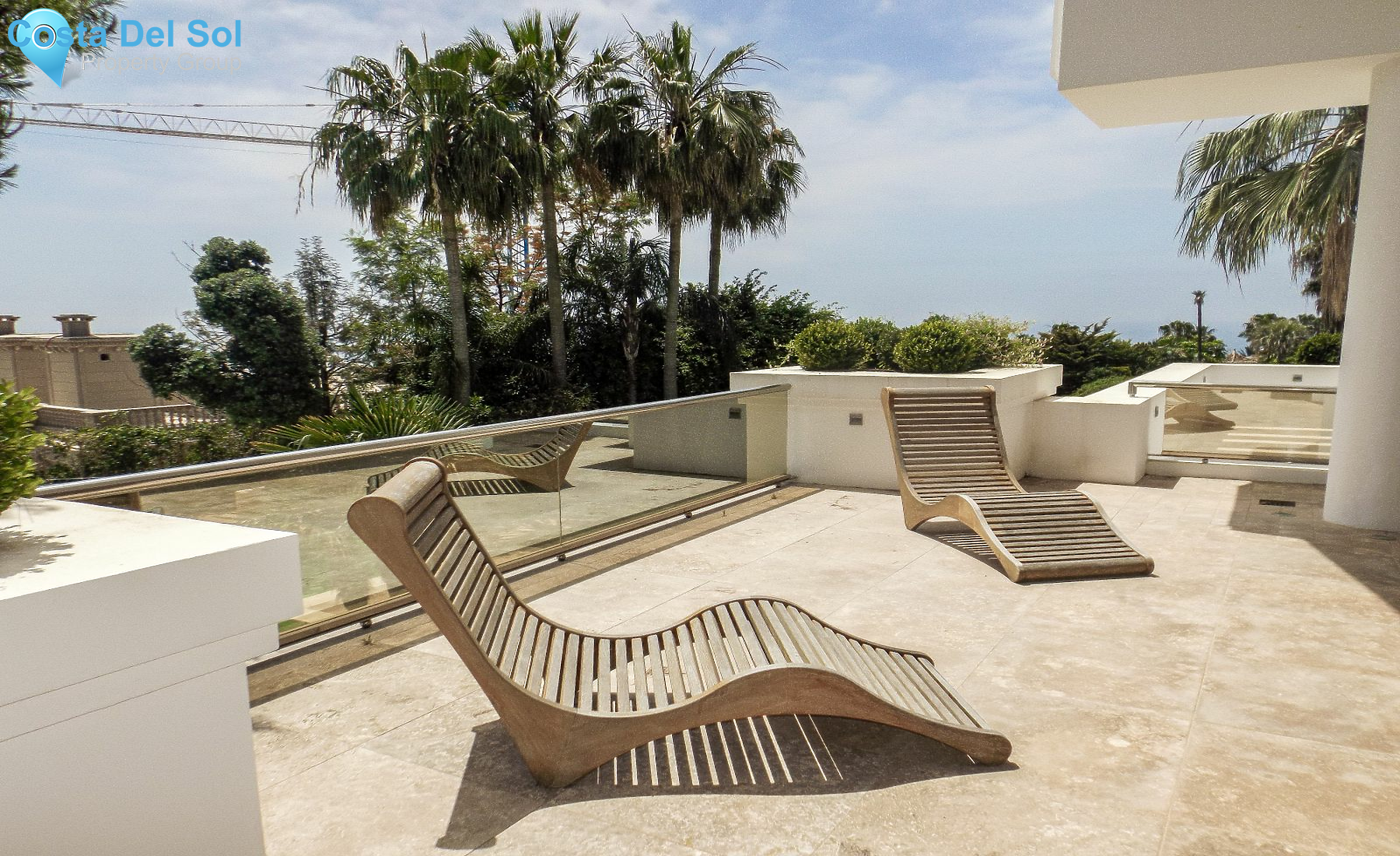 Detached Villa in The Golden Mile-1418721