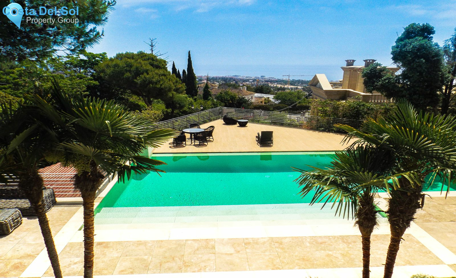 Detached Villa in The Golden Mile-1418712