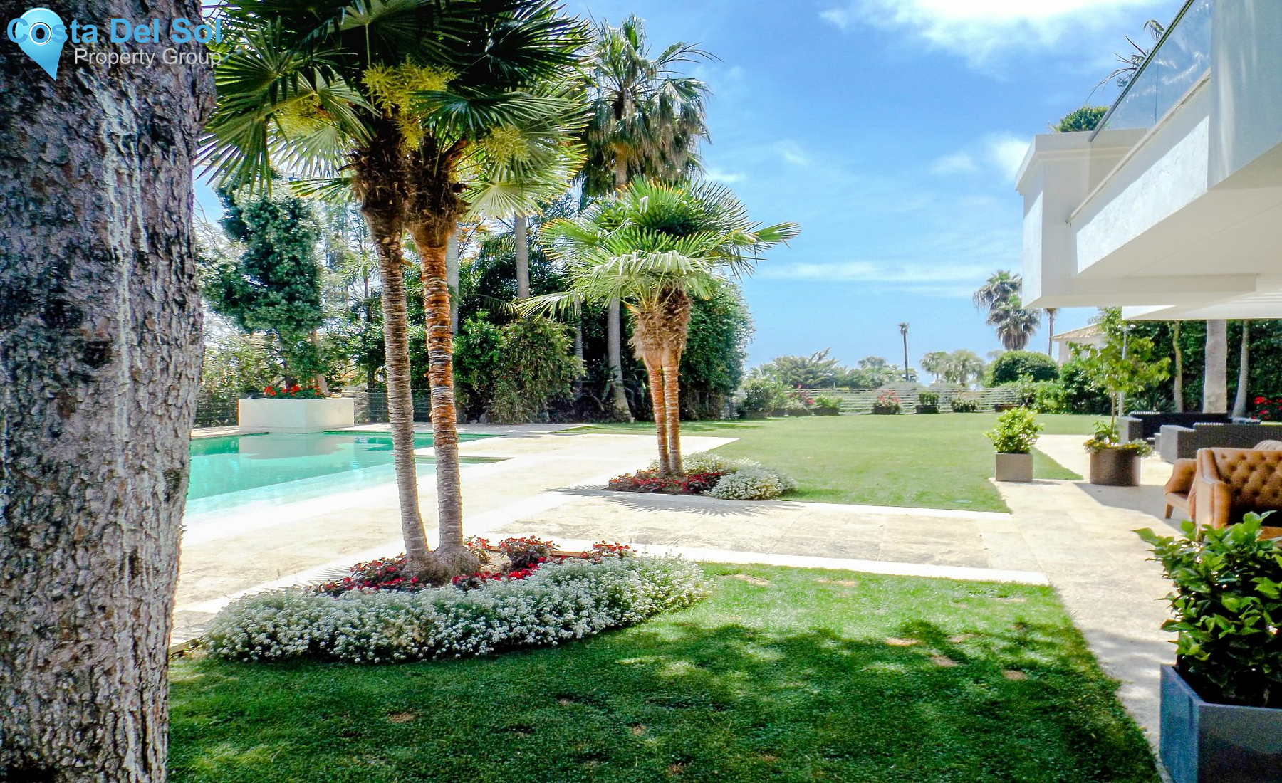 Detached Villa in The Golden Mile-1418719