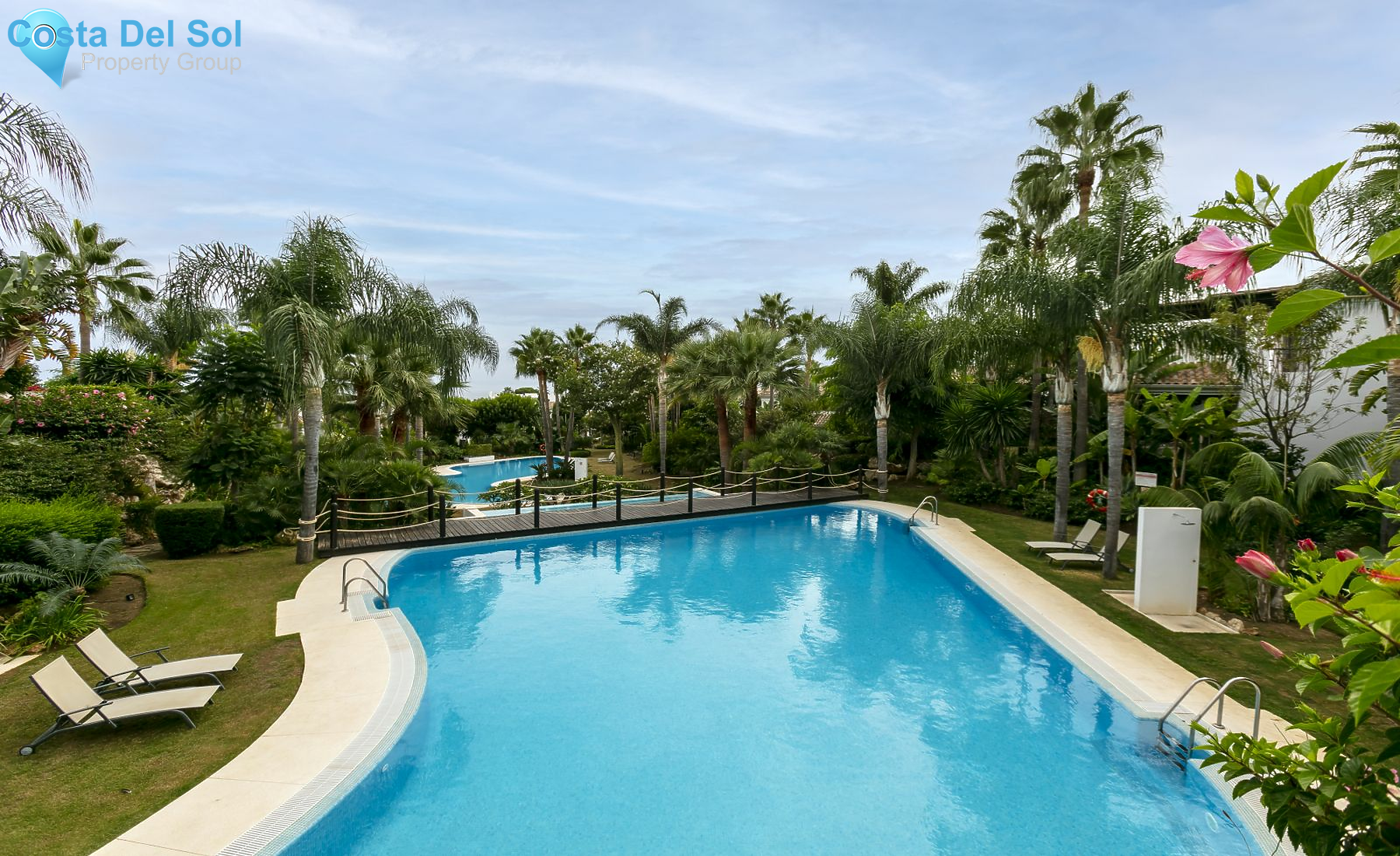 Detached Villa in The Golden Mile-1448530