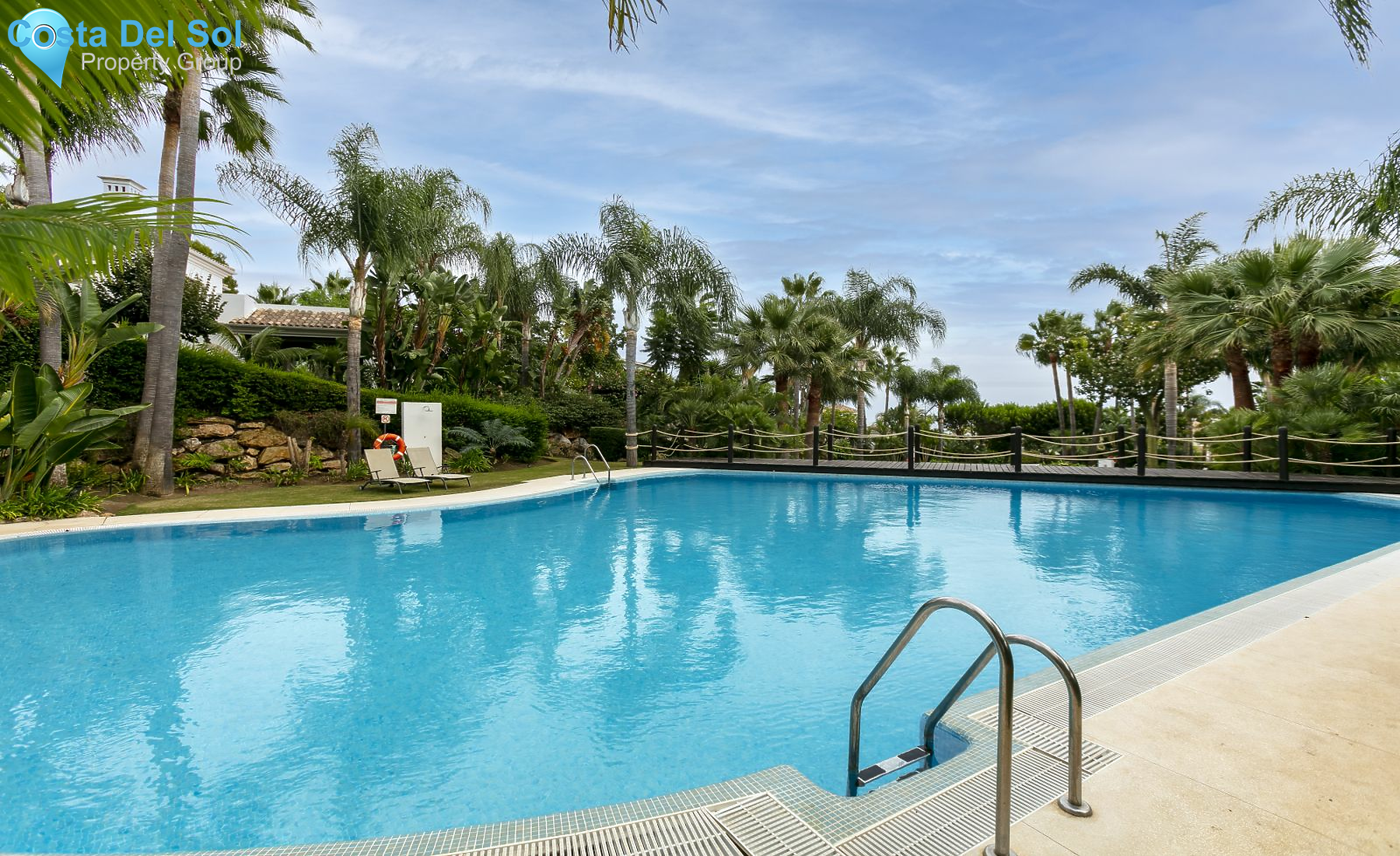 Detached Villa in The Golden Mile-1448540