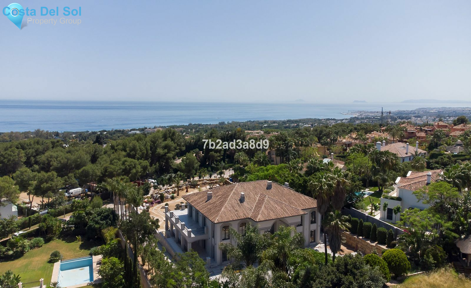 Detached Villa in The Golden Mile-1480191