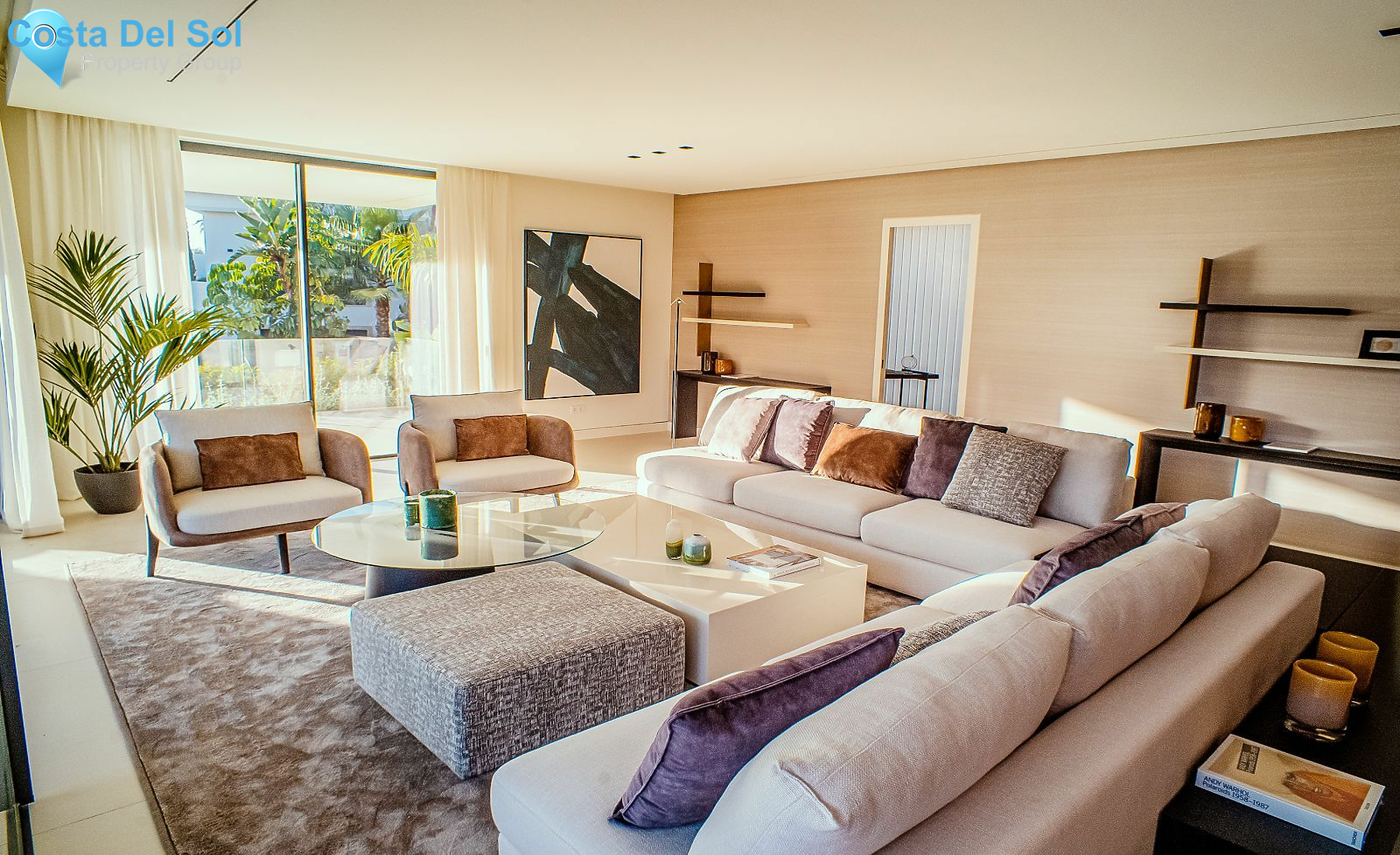 Detached Villa in The Golden Mile-1529872