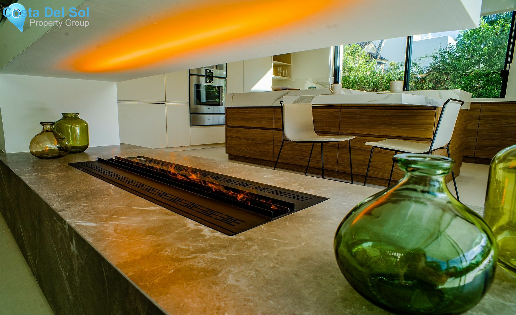 Detached Villa in The Golden Mile-1529865