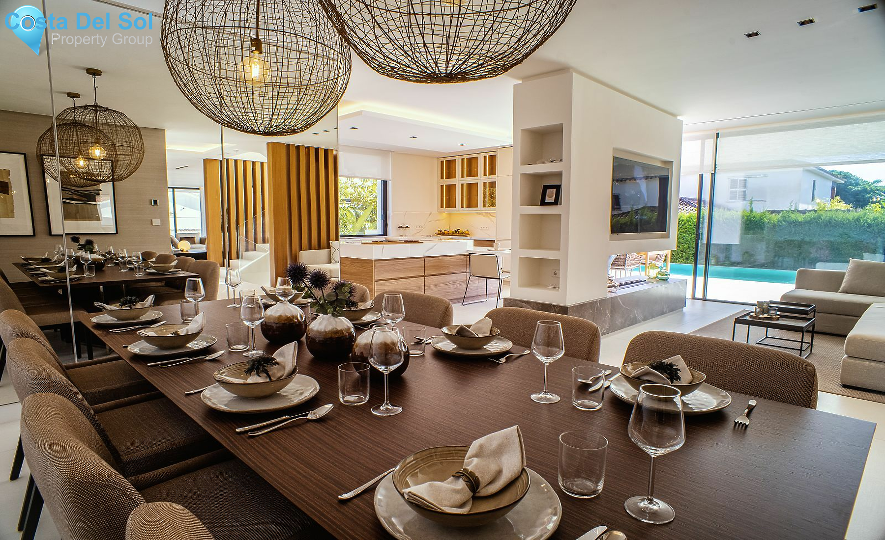 Detached Villa in The Golden Mile-1529867