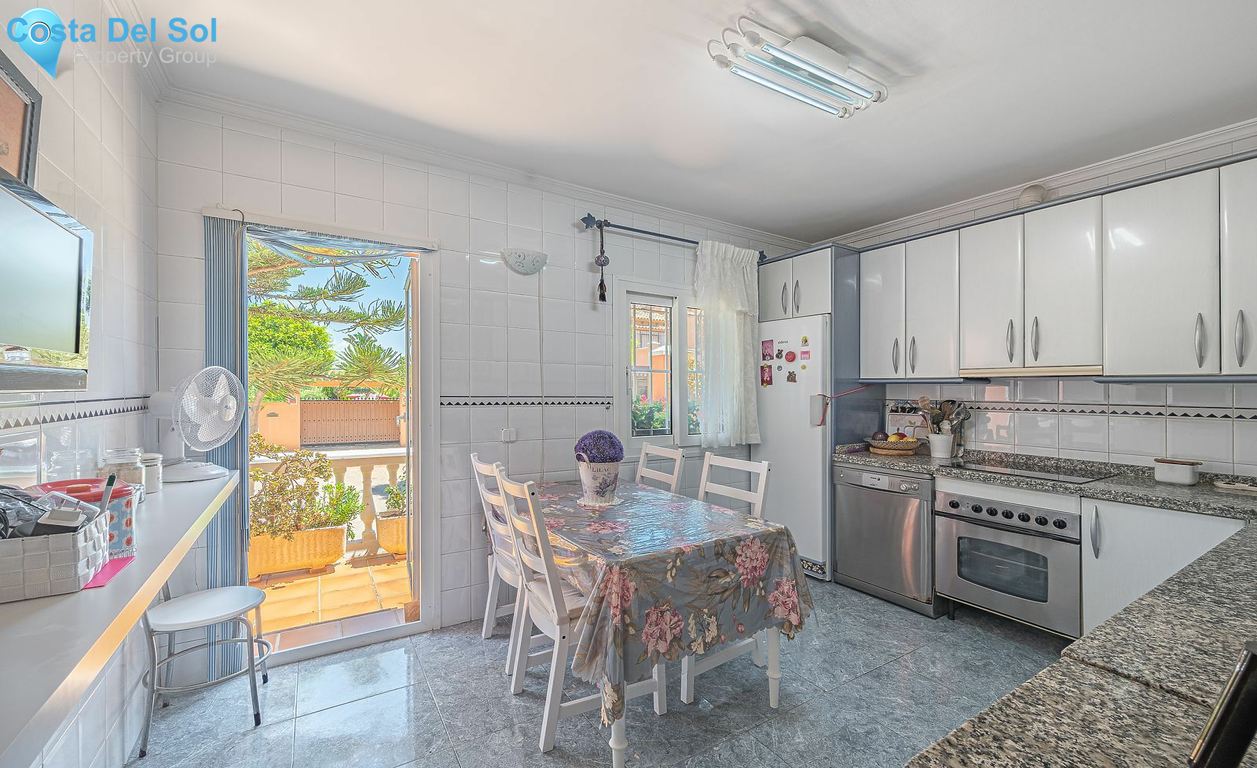 Detached Villa in Torremolinos Centro-1390223