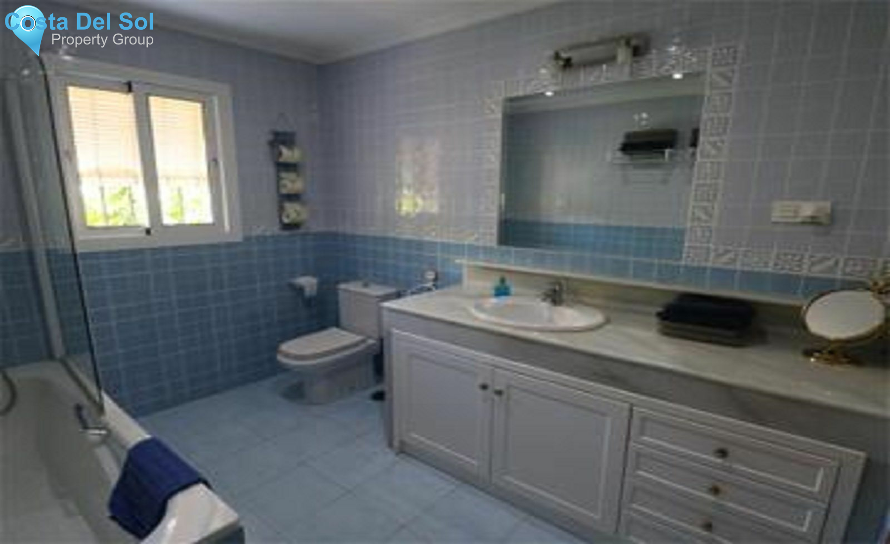 Detached Villa in Torremolinos-1160177