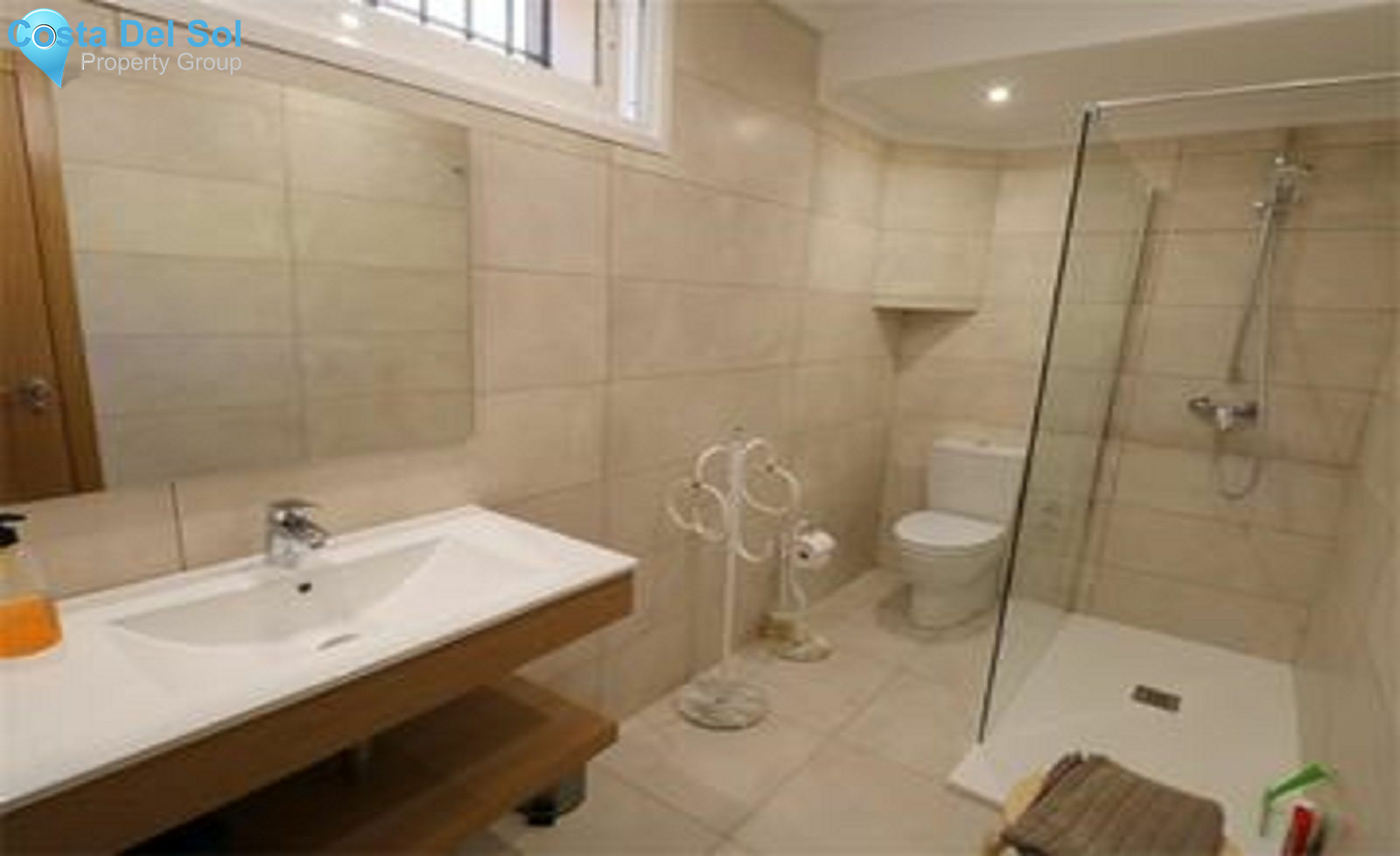 Detached Villa in Torremolinos-1160173