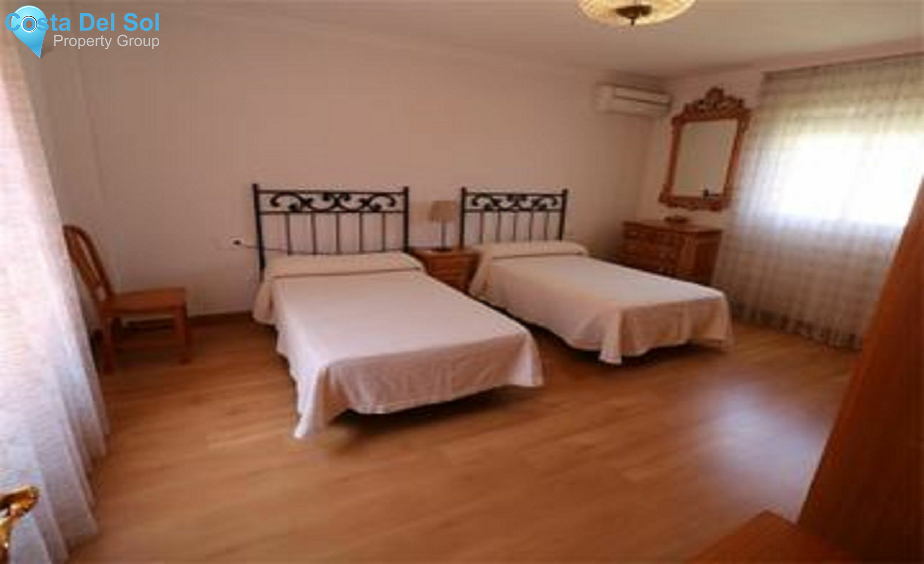 Detached Villa in Torremolinos-1160174