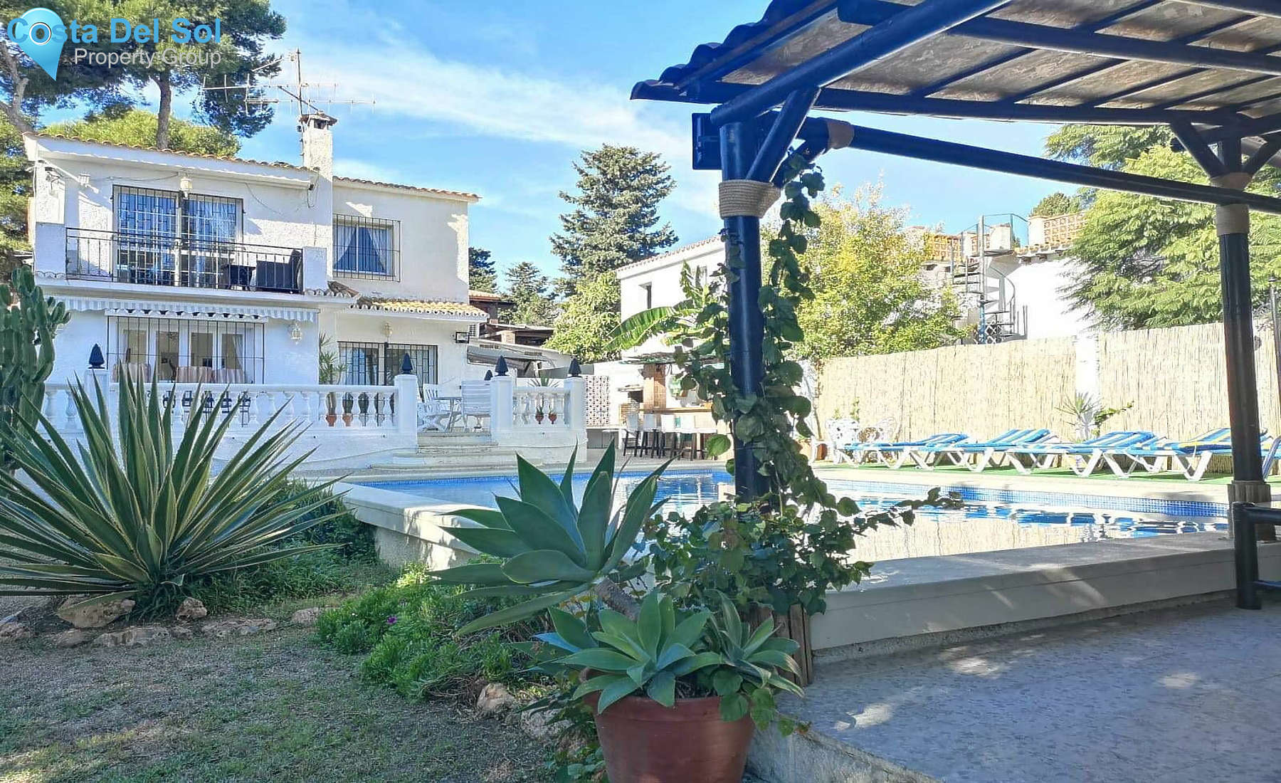 Detached Villa in Torremolinos-1201409