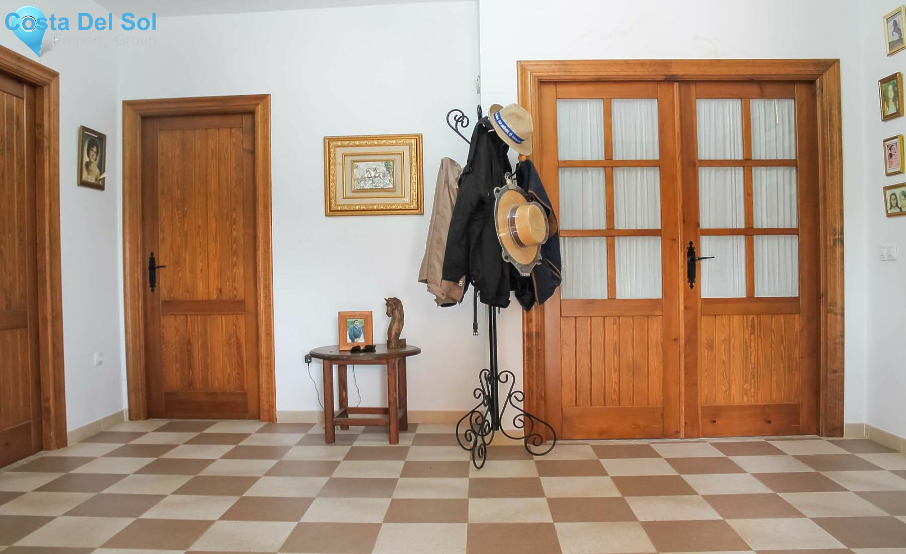 Finca - Cortijo in Alhaurín de la Torre-1132889