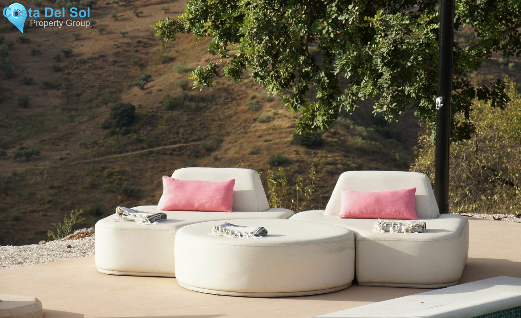 Finca - Cortijo in Comares-1144980