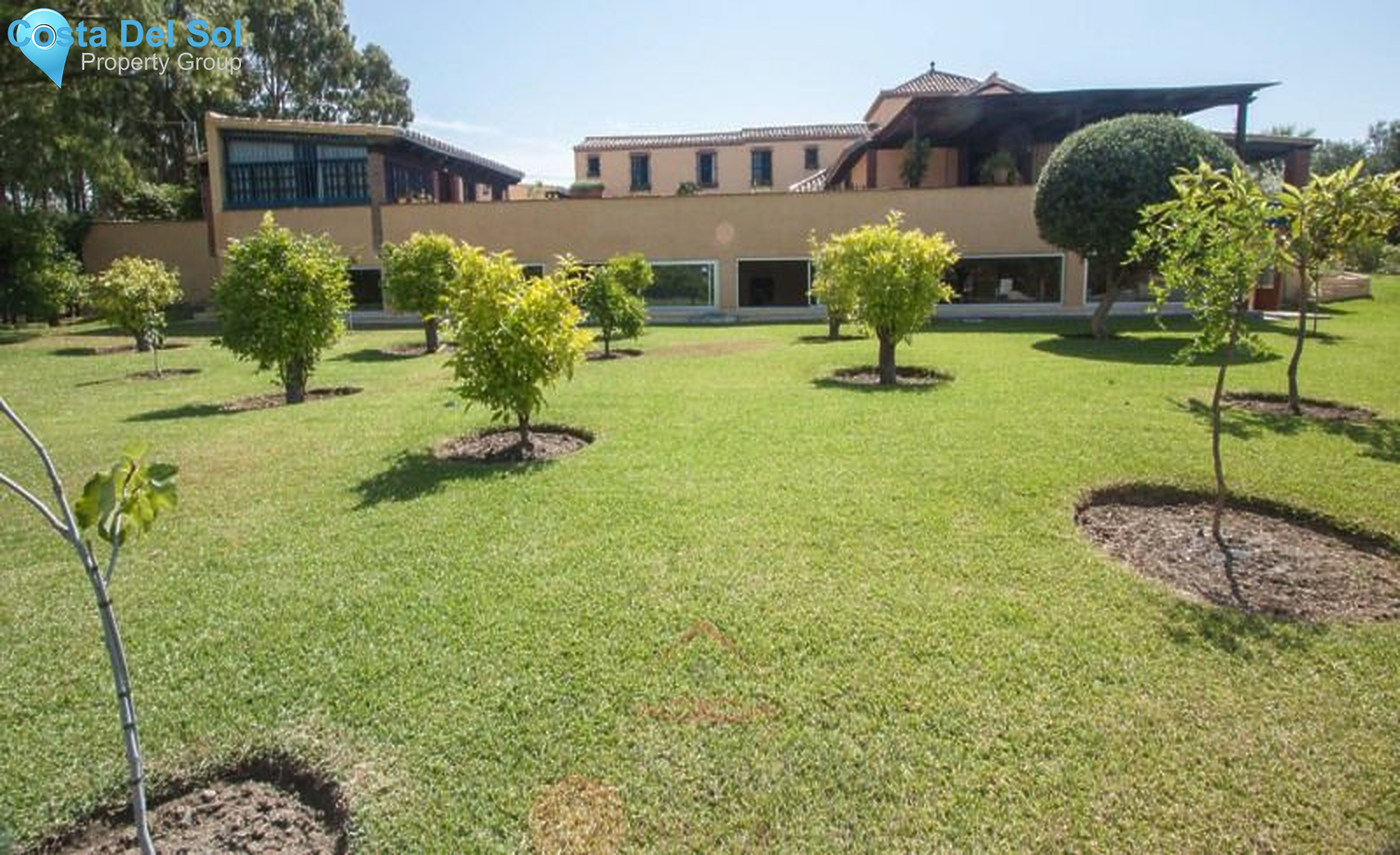 Finca - Cortijo in Estepona-1221896