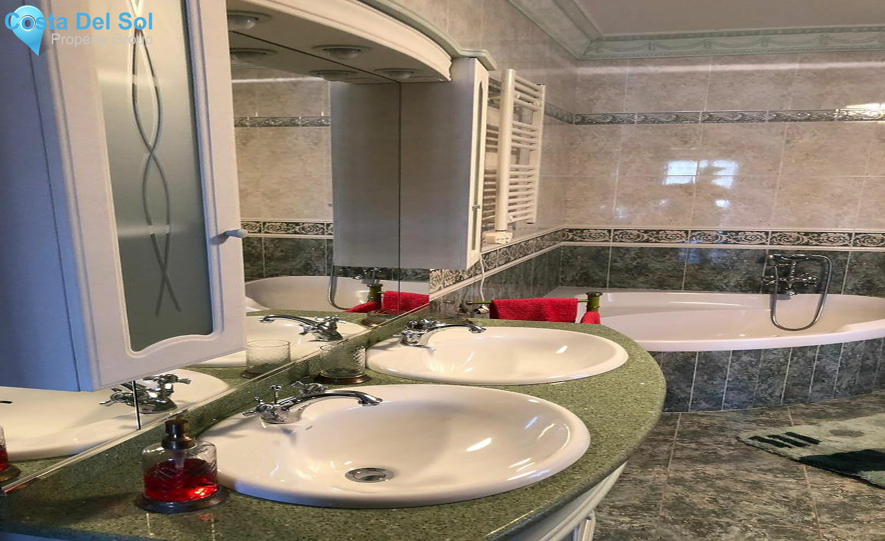 Finca - Cortijo in Málaga-1178287