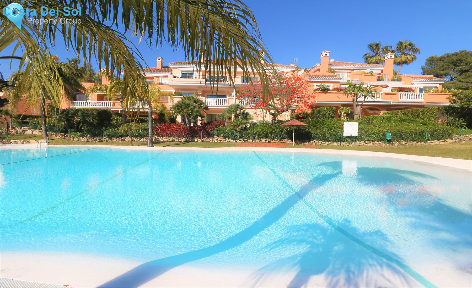 Ground Floor Apartment in Estepona-1175512