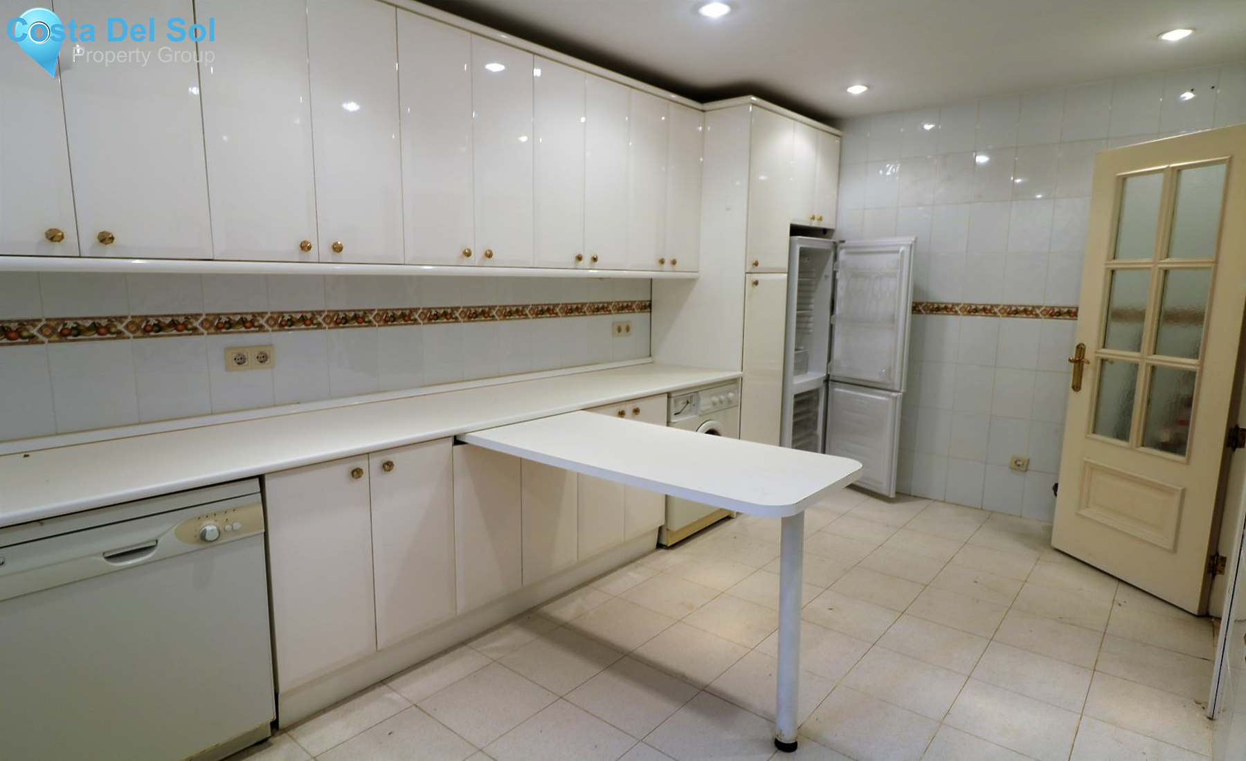 Ground Floor Apartment in Estepona-1175531