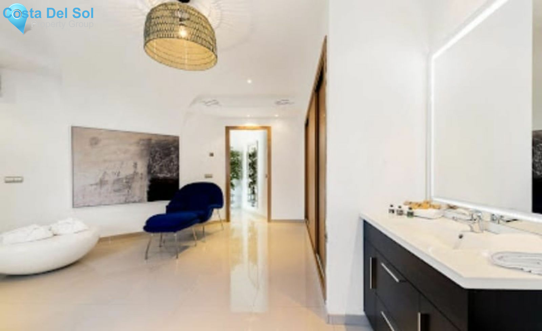 Ground Floor Apartment in Nueva Andalucía-1446087