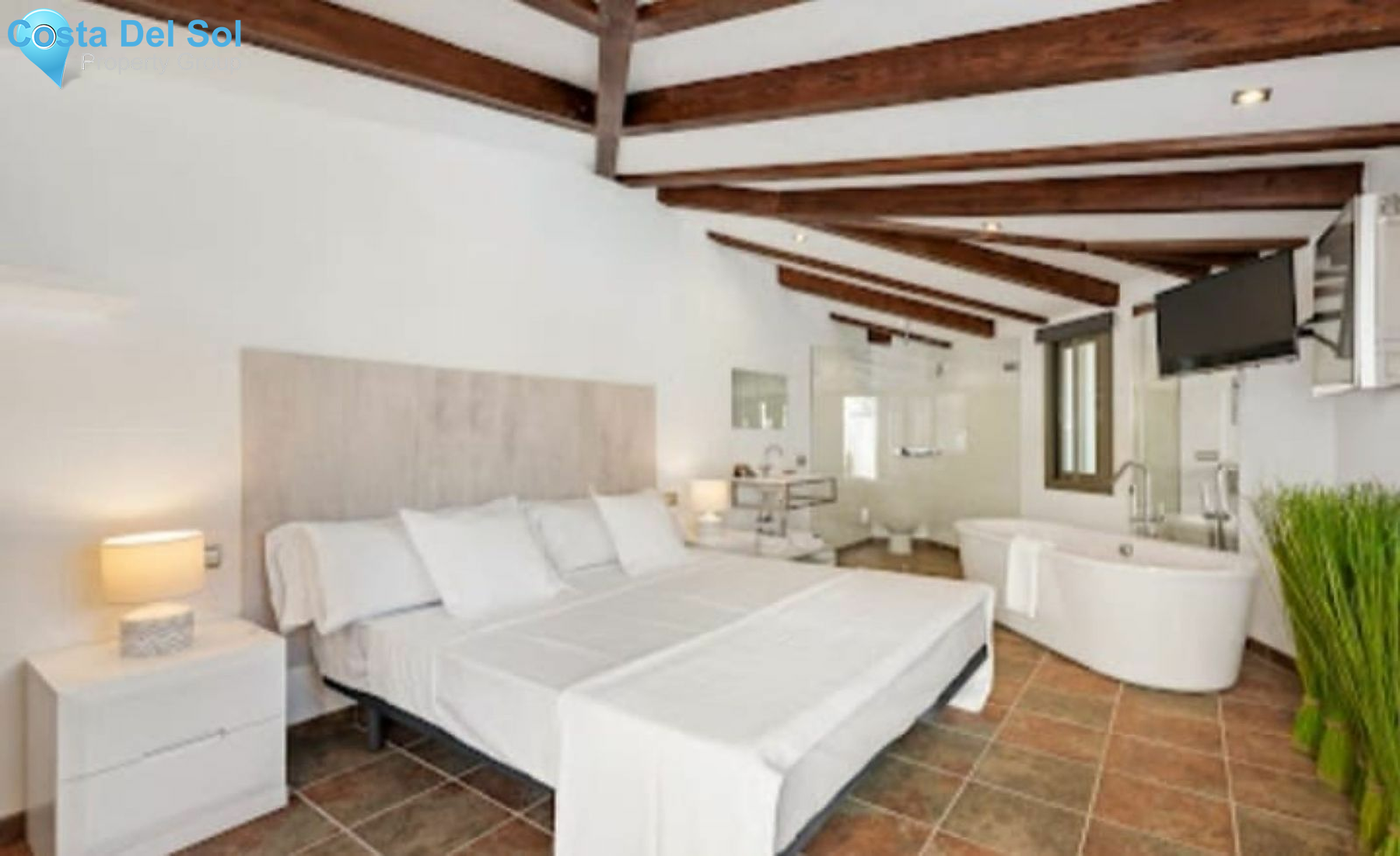 Ground Floor Apartment in Nueva Andalucía-1446088