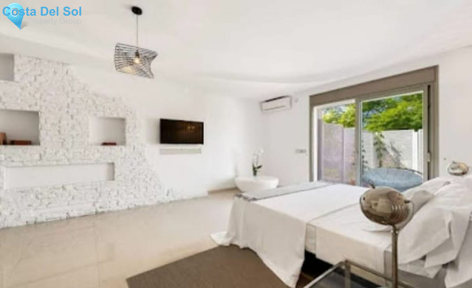 Ground Floor Apartment in Nueva Andalucía-1446083