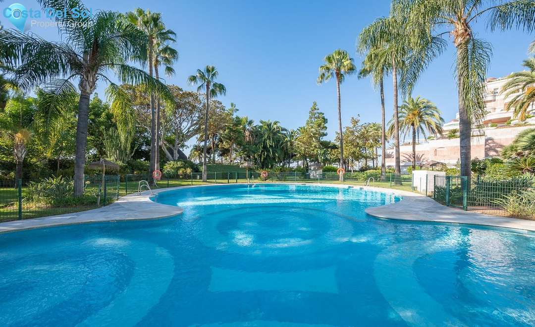 Ground Floor Apartment in Puerto Banús-1561636