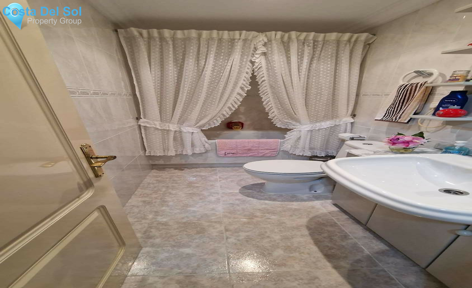 House in Alhaurín de la Torre-1269534