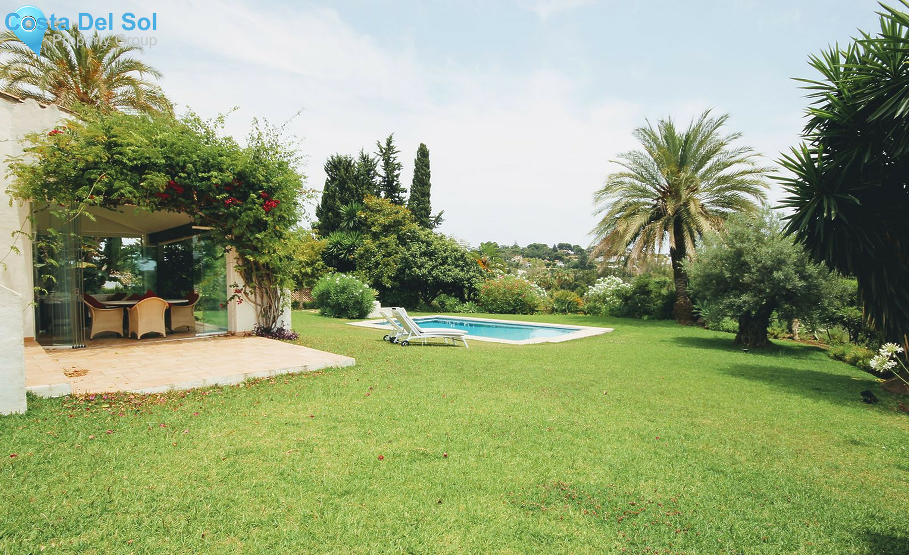 House in El Paraiso-1248478