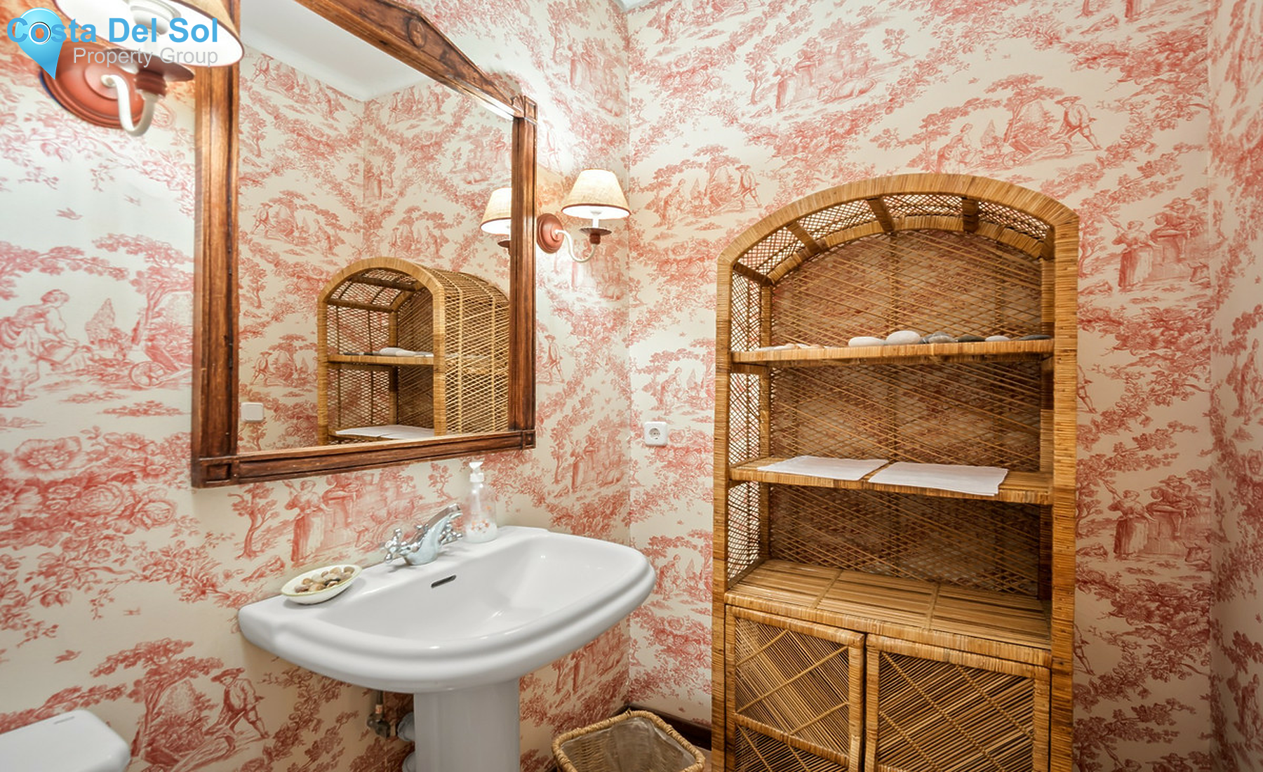 House in Estepona-1245861