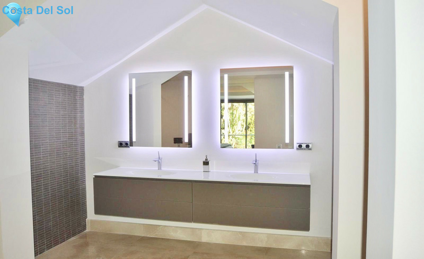 House in Guadalmina Baja-1555459